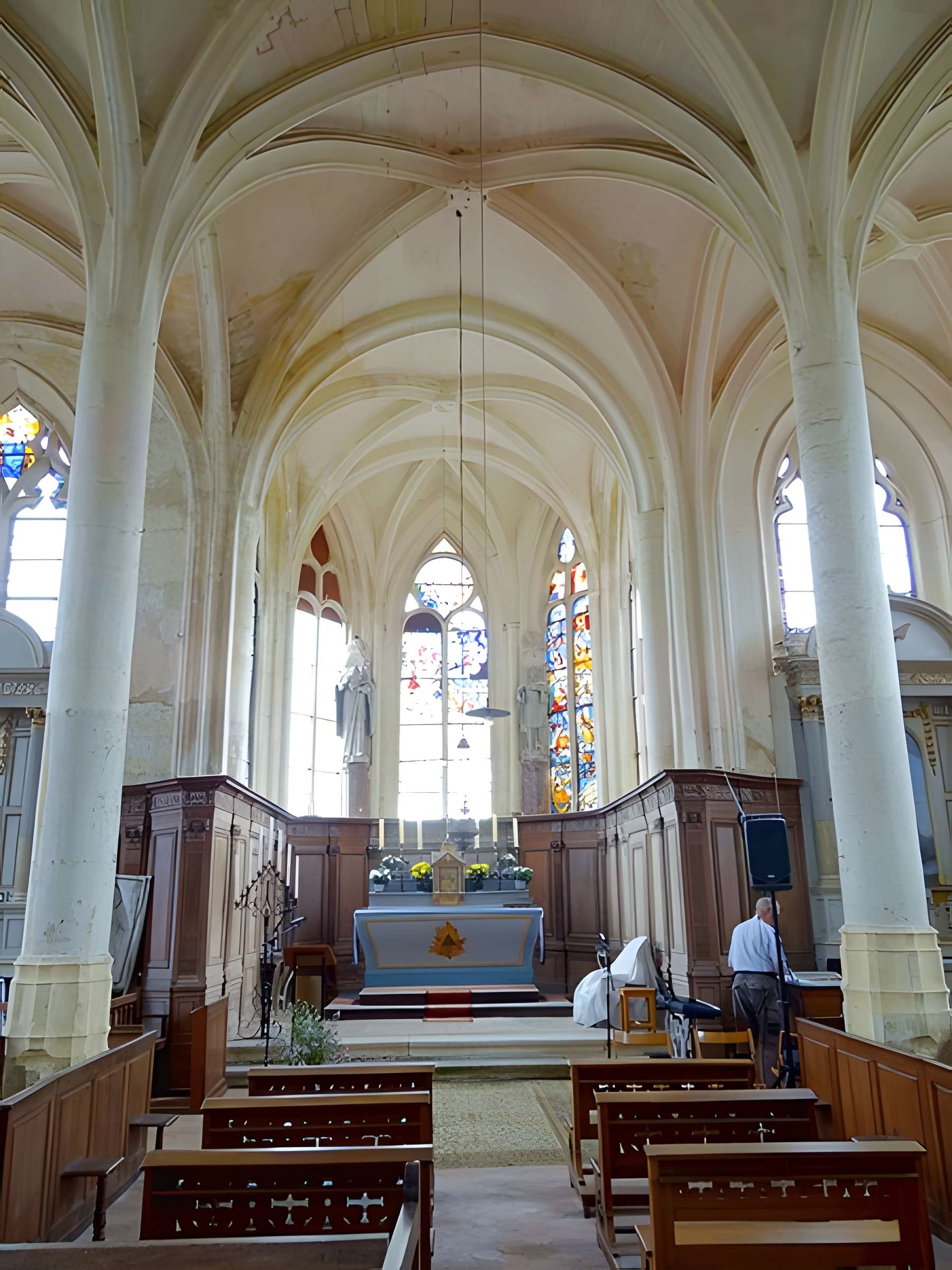 Église Saint-Denis de Fresnoy-la-Rivière