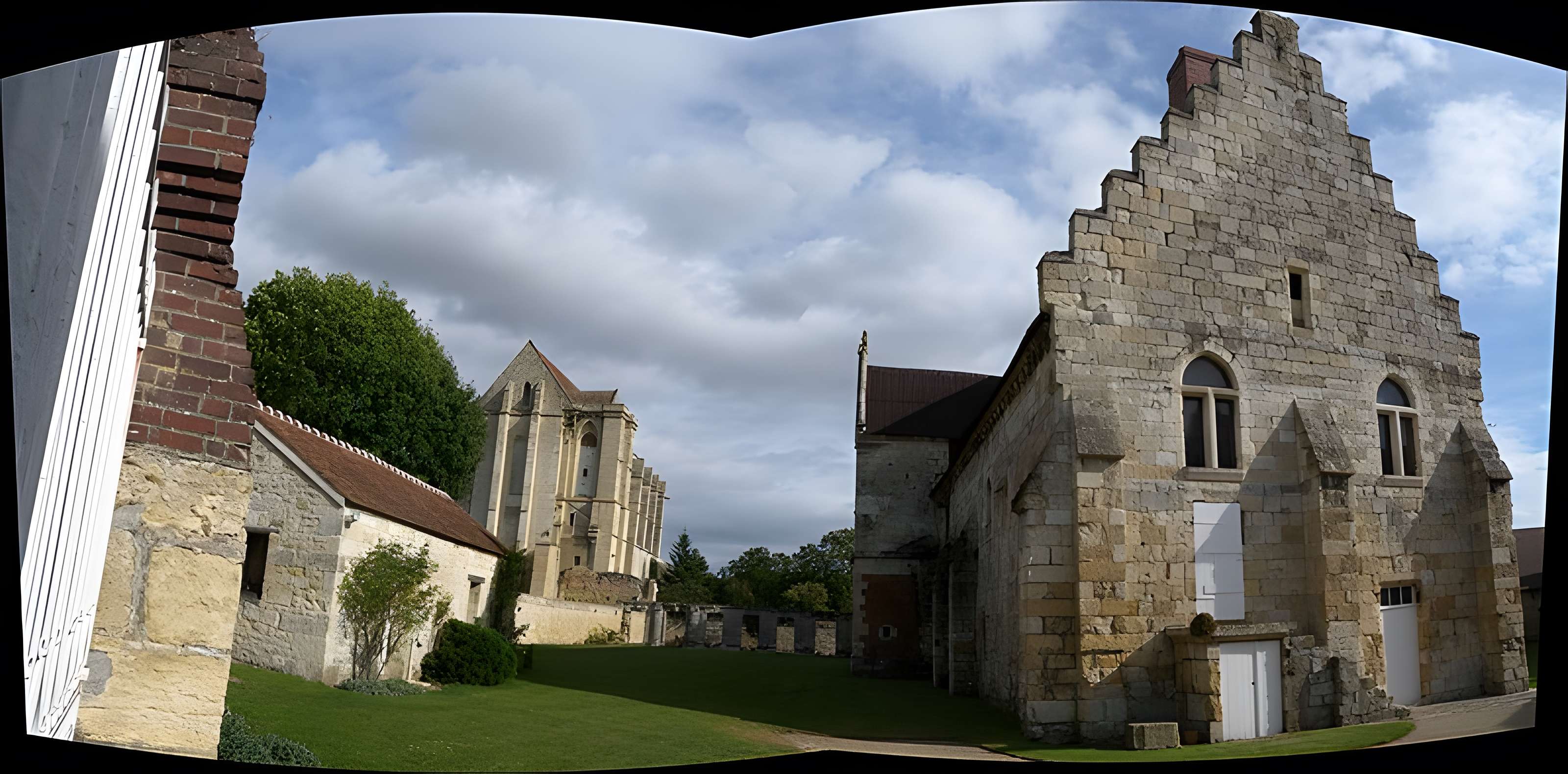Abbaye de Saint-Martin-aux-Bois