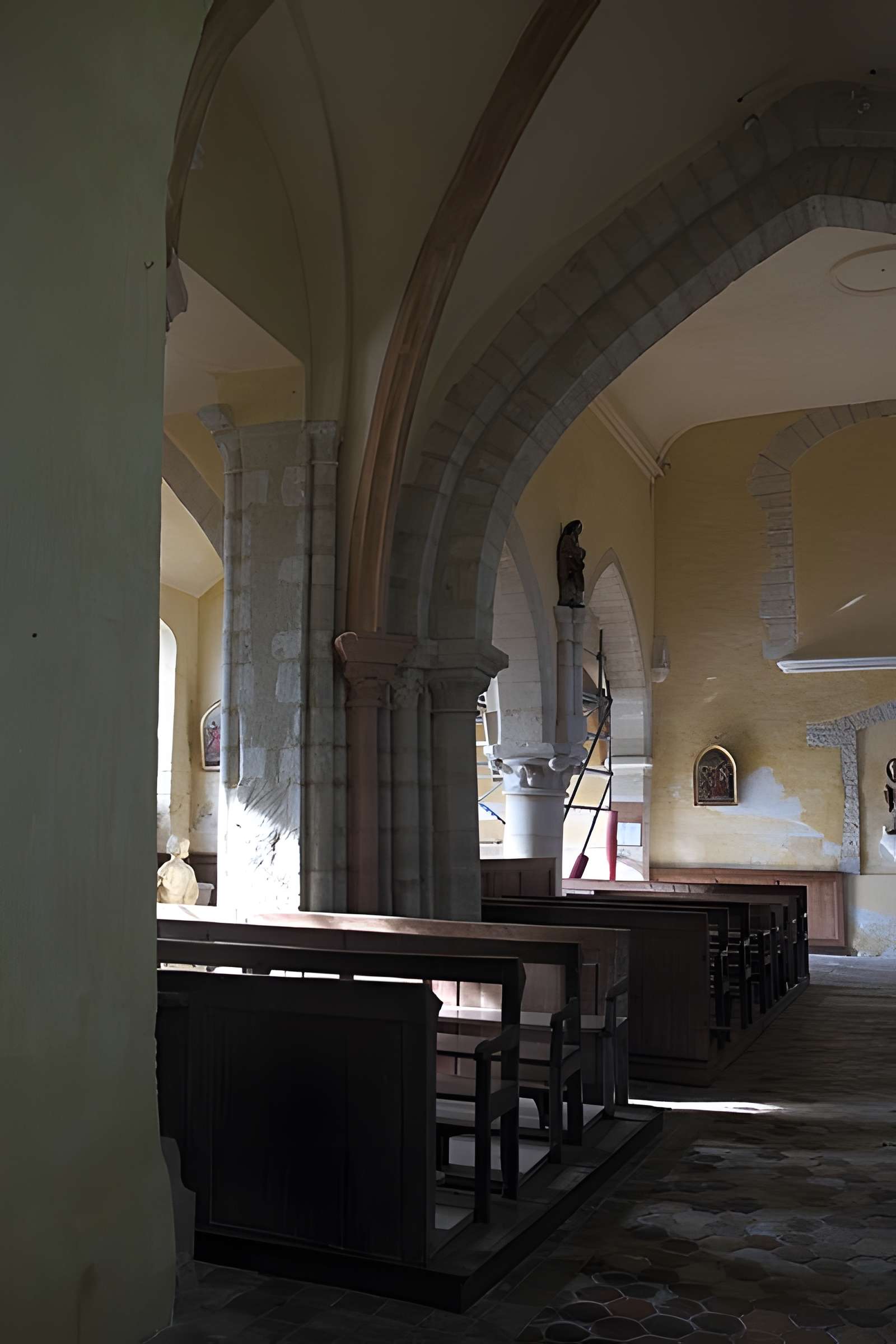 Église Saint-Denis de Goussonville