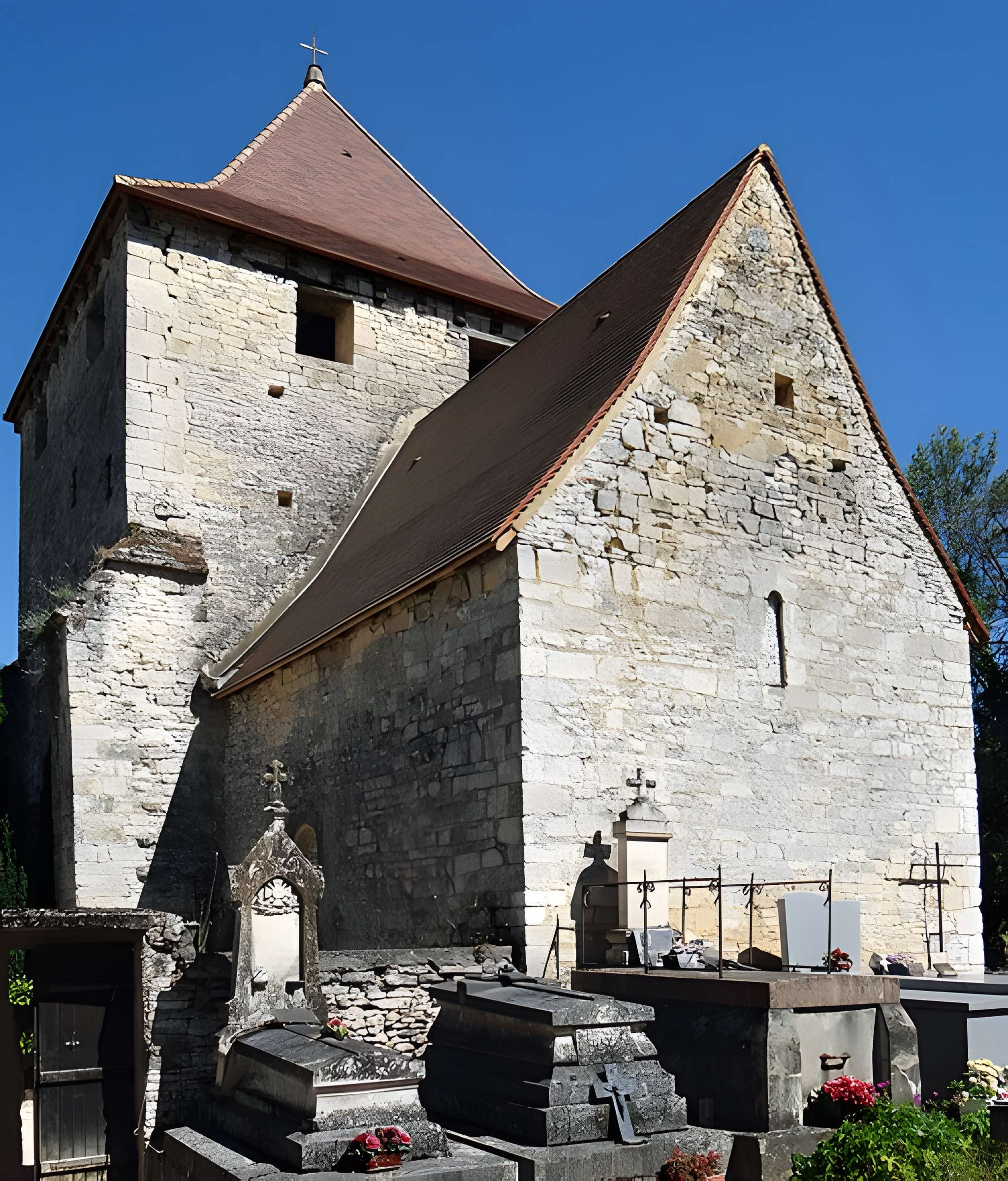 Église Saint-Denis de Luziers de Salviac