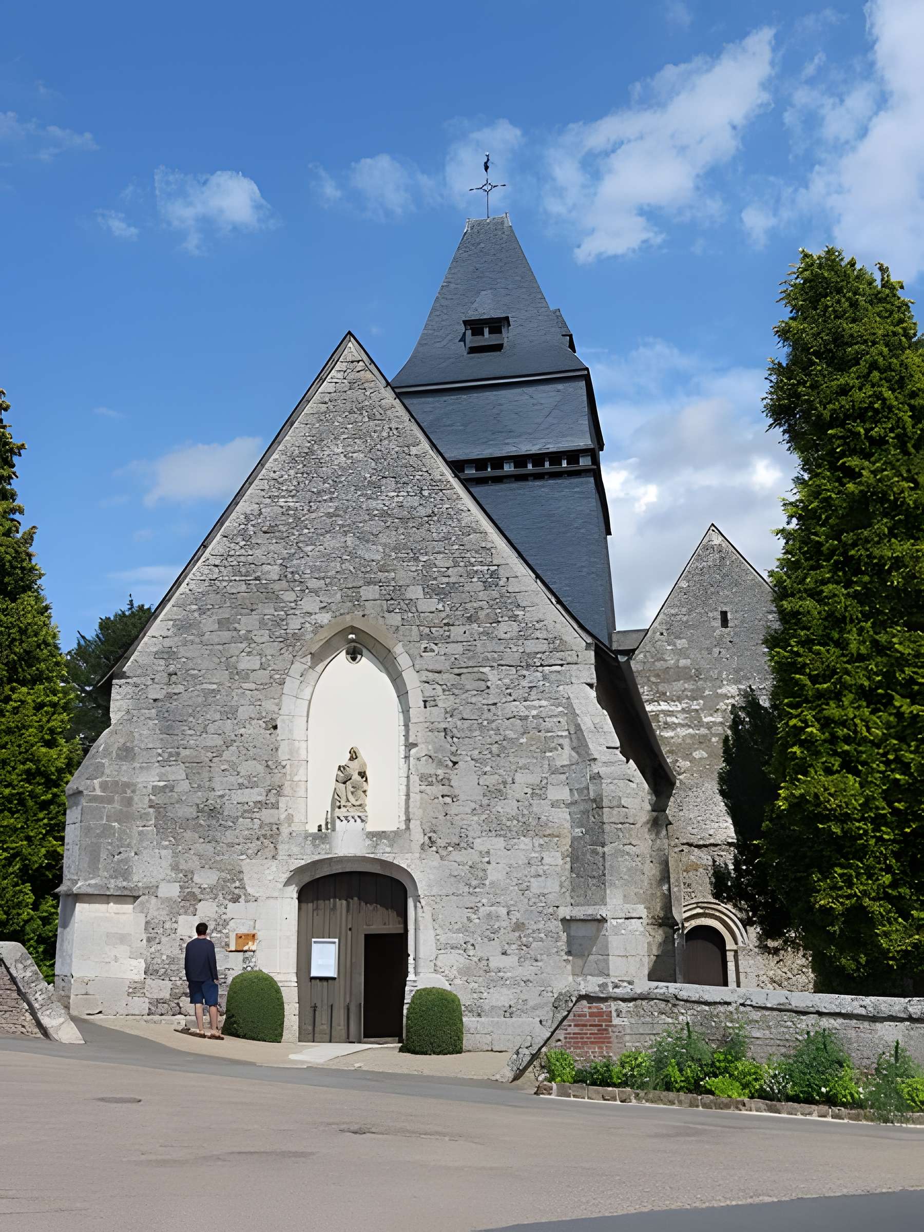Église Saint-Denis de Lyons-la-Forêt