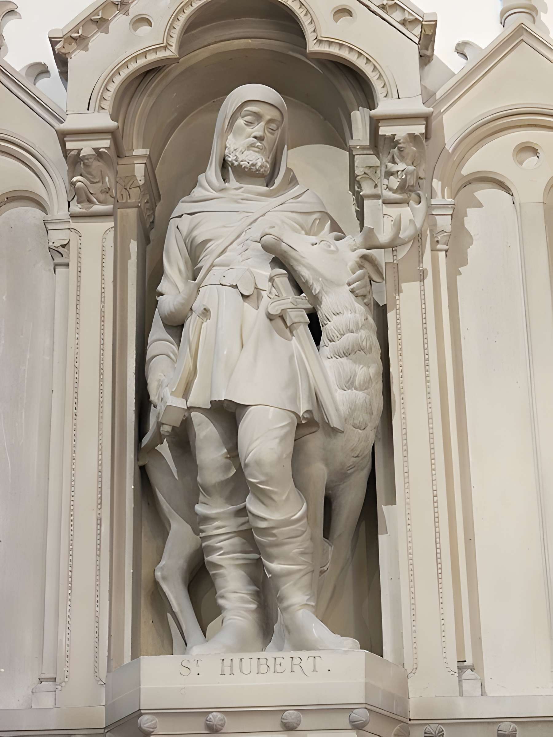 Église Saint-Denis de Lyons-la-Forêt