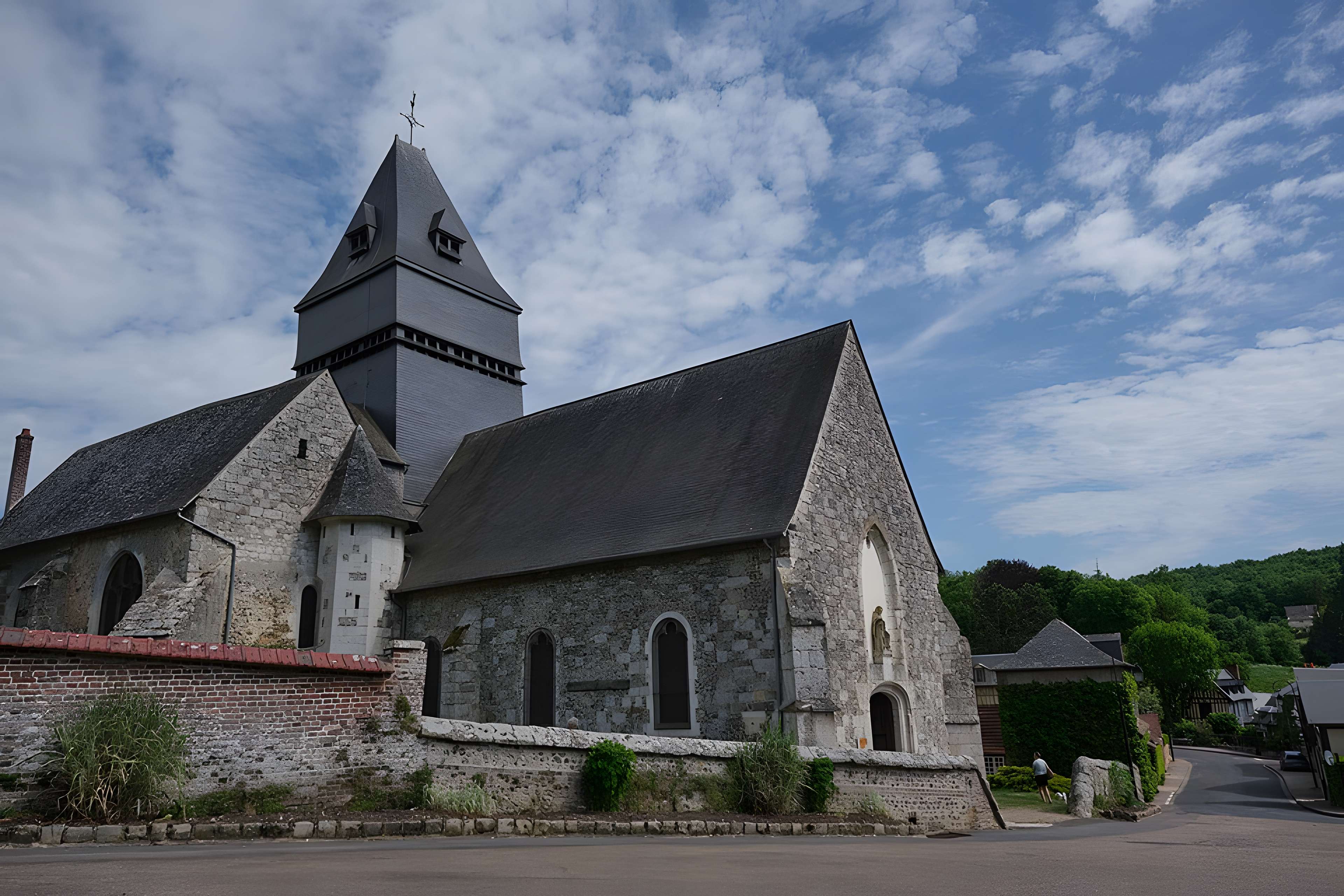 Église Saint-Denis de Lyons-la-Forêt