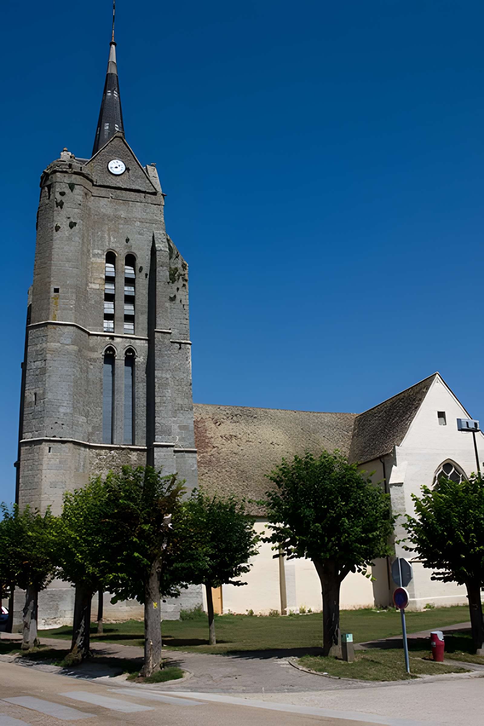 Église Saint-Denis de Moigny-sur-École 