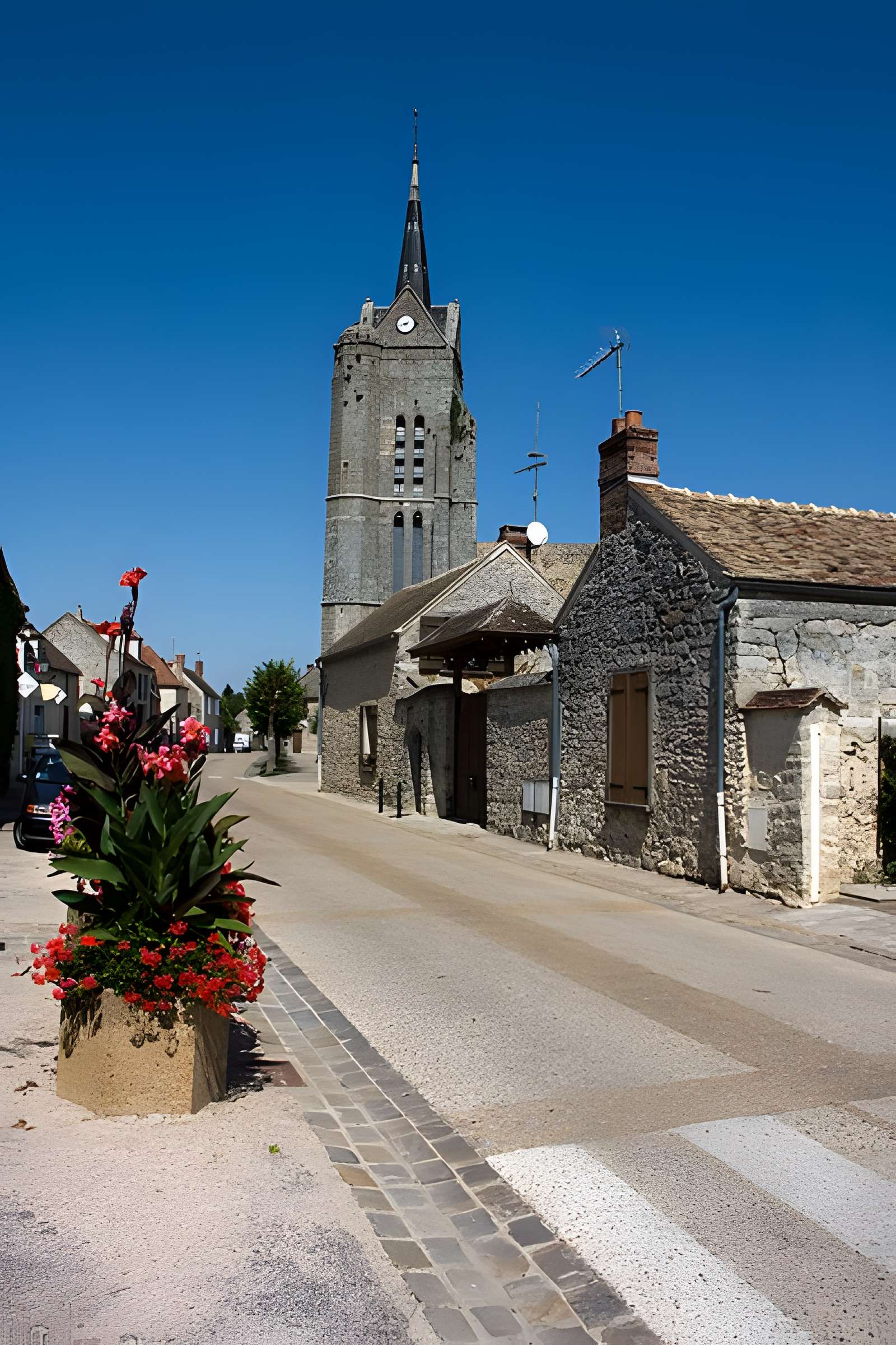 Église Saint-Denis de Moigny-sur-École