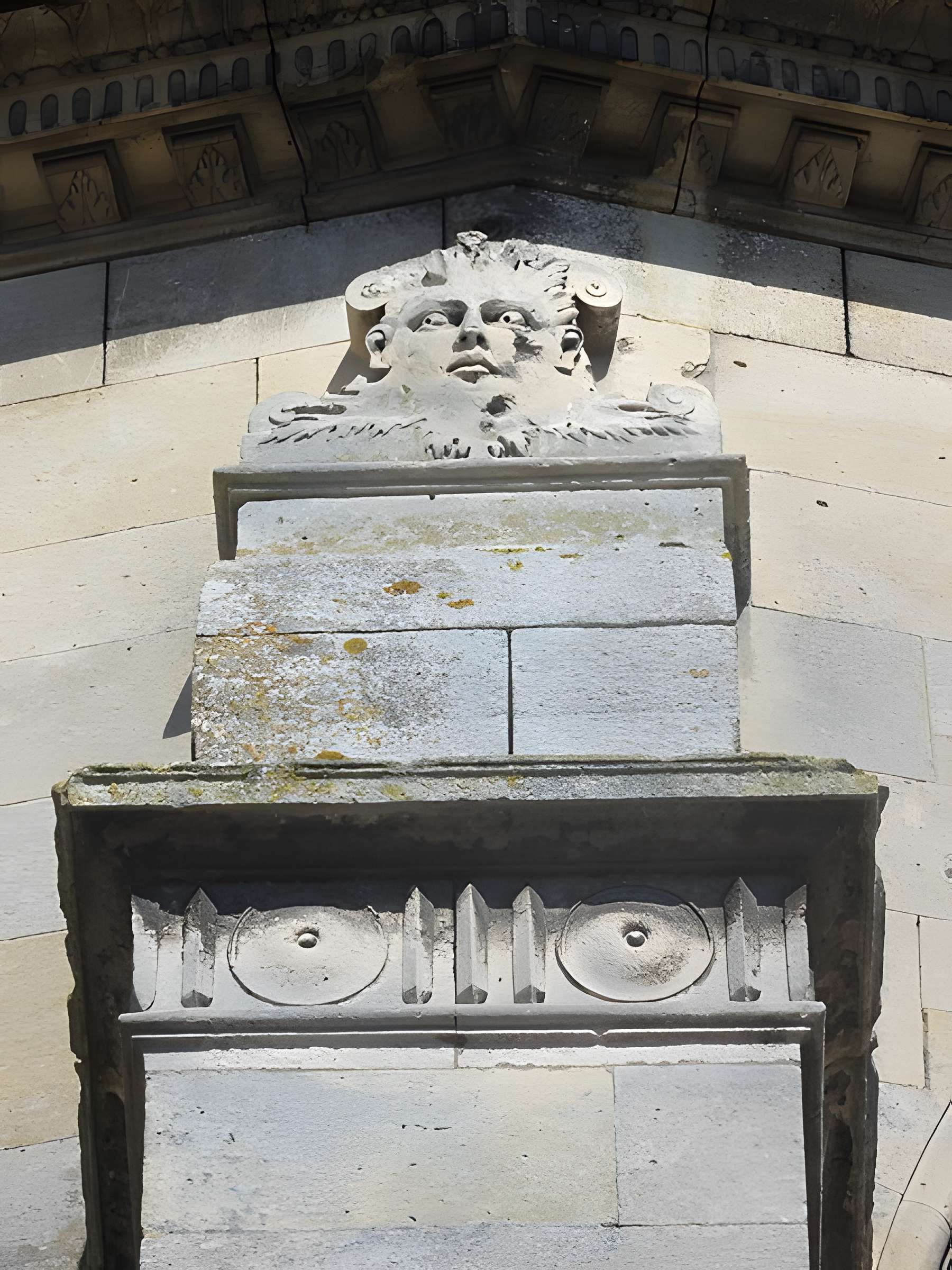 Église Saint-Denis de Neuilly-en-Thelle