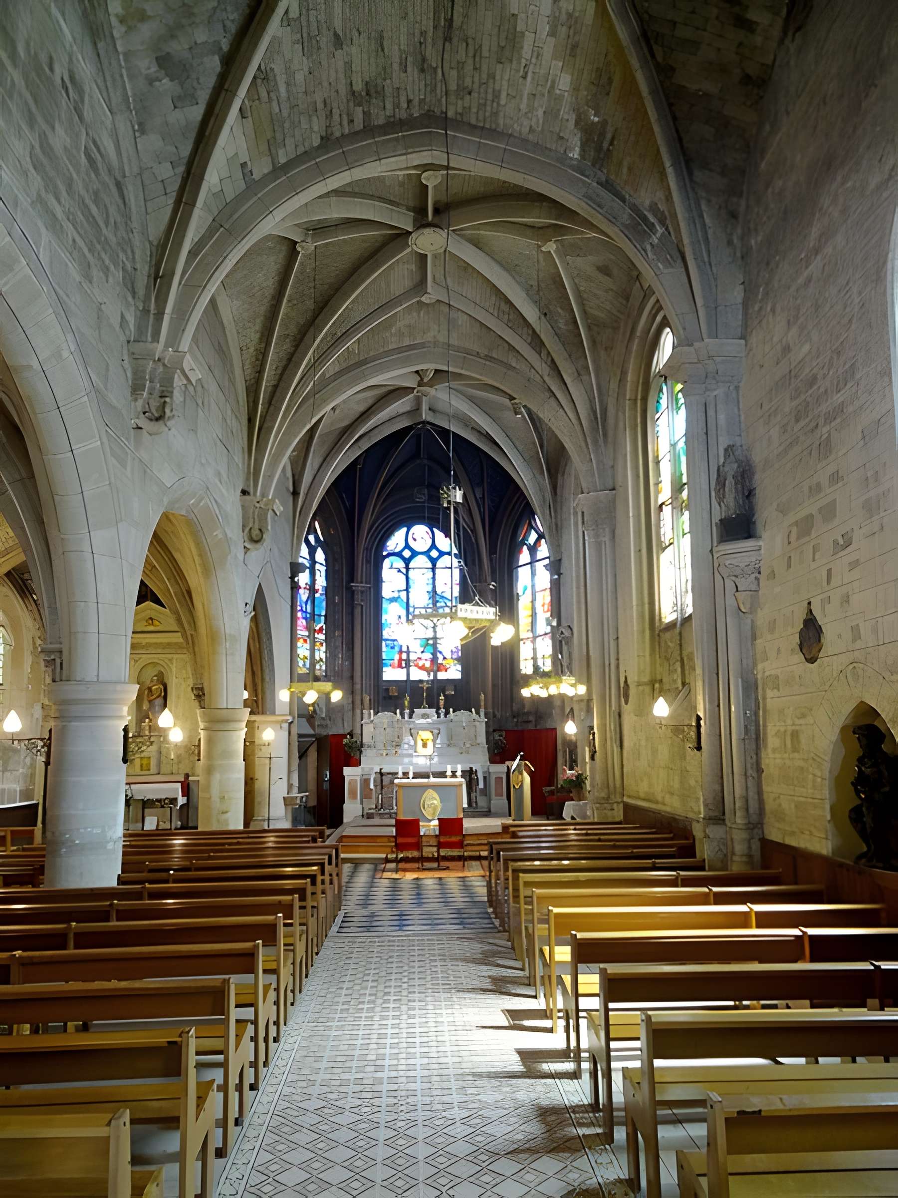 Église Saint-Denis de Neuilly-en-Thelle