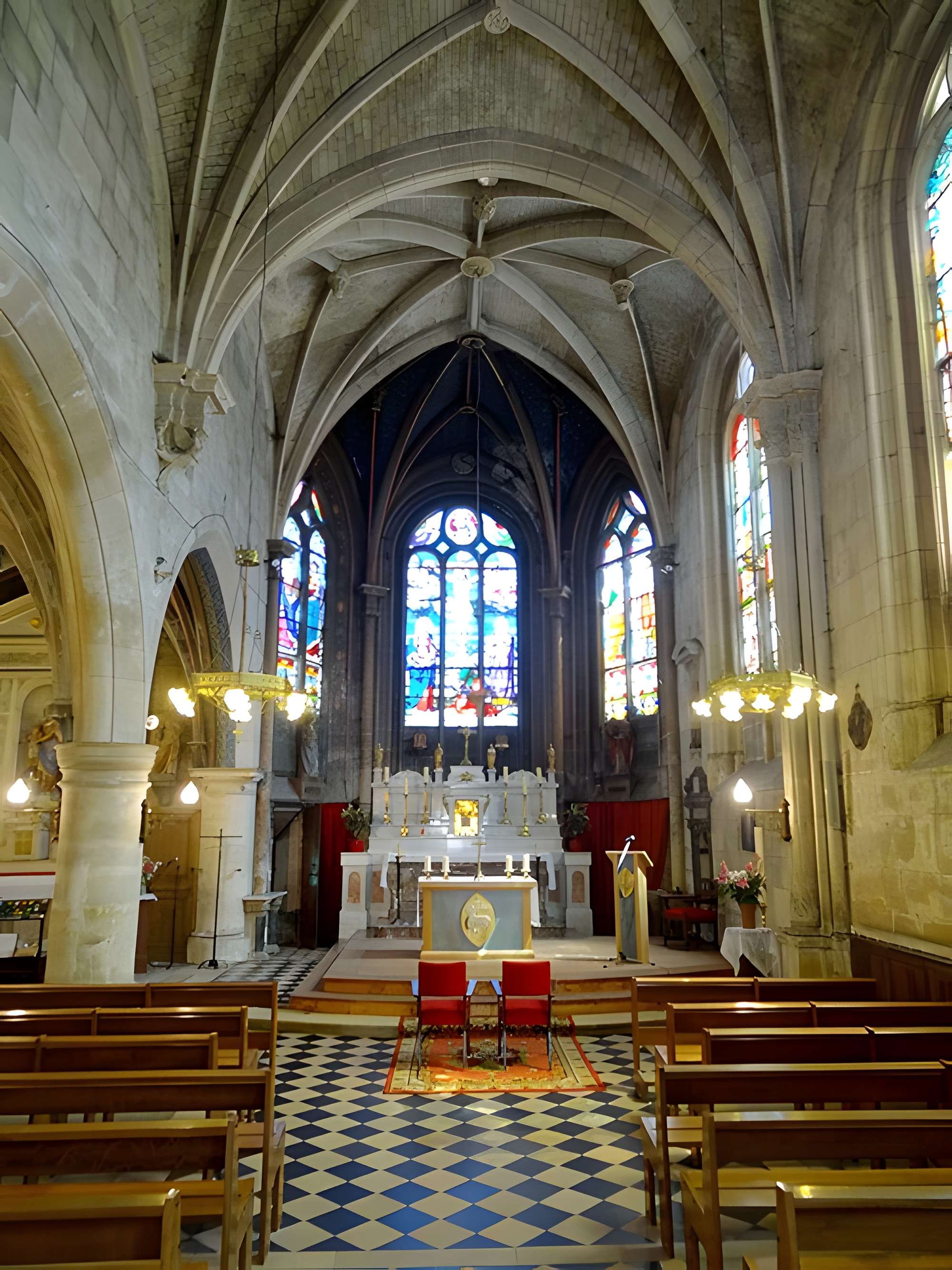 Église Saint-Denis de Neuilly-en-Thelle
