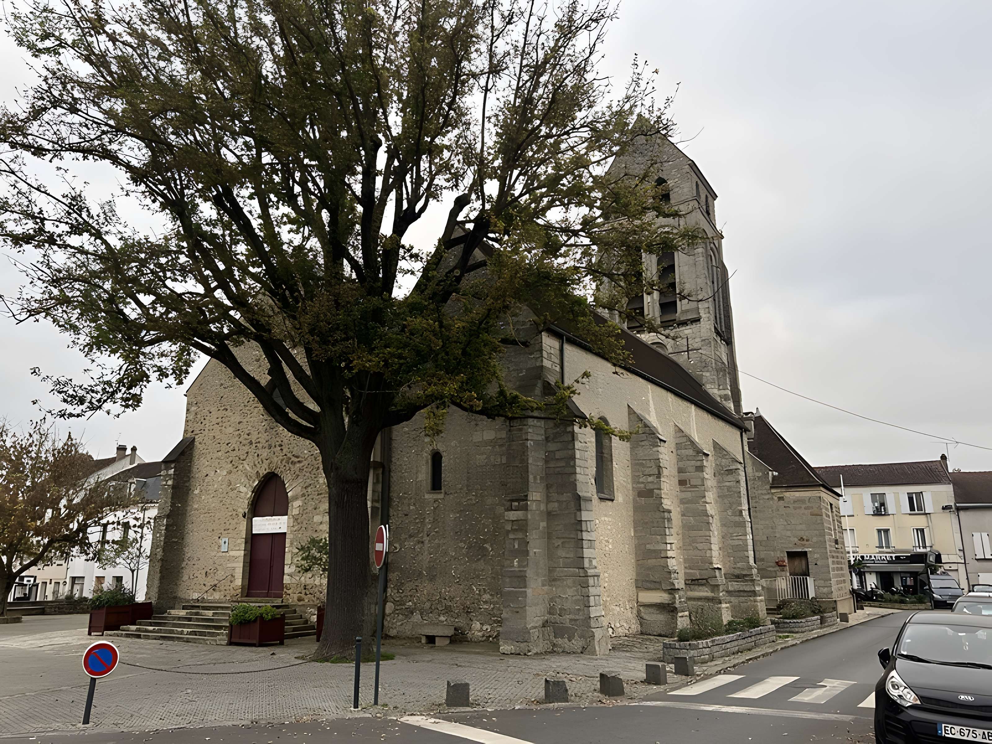 Église Saint-Denis de Wissous