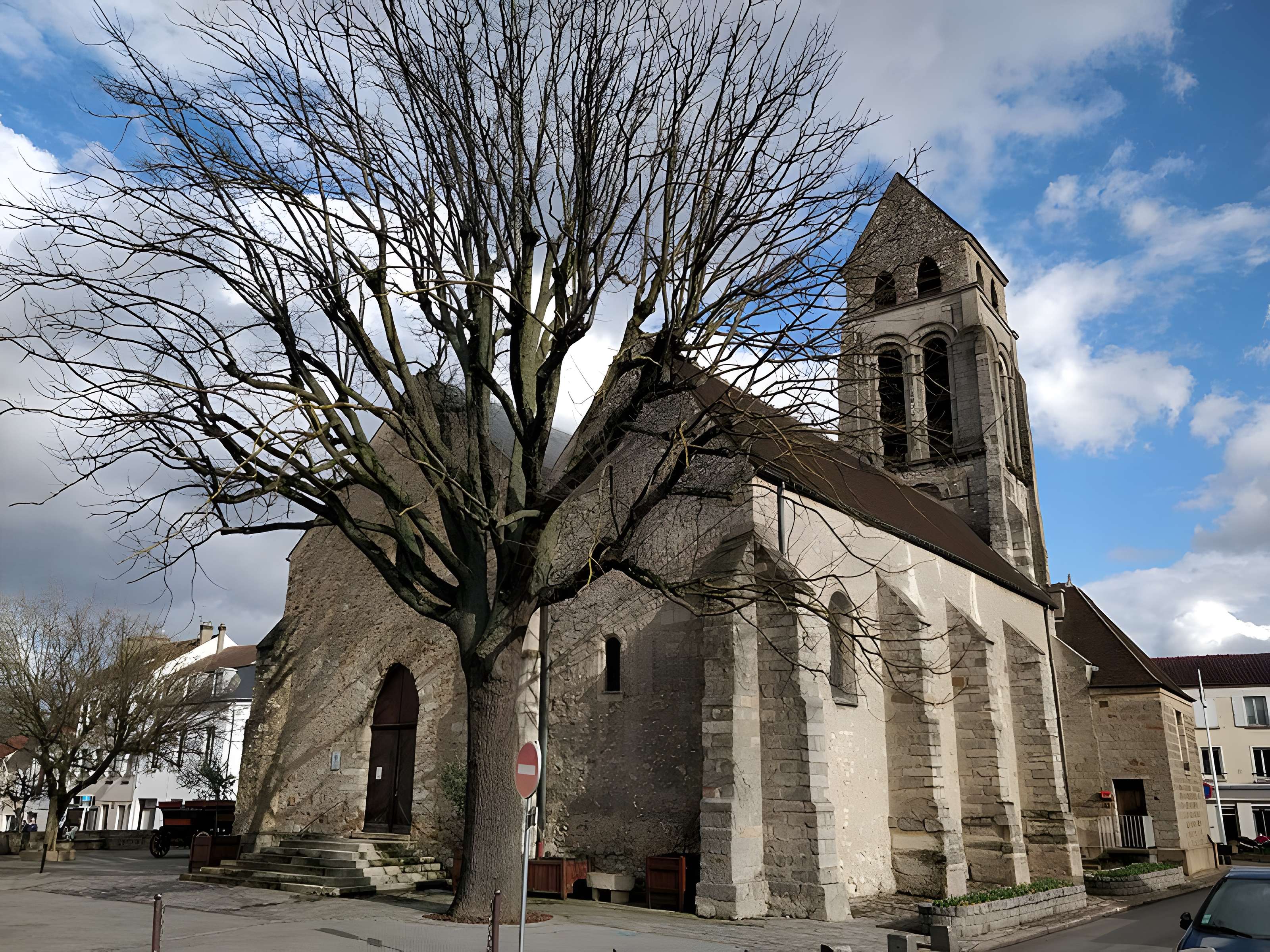 Église Saint-Denis de Wissous
