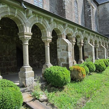 Abbaye Blanche de Mortain