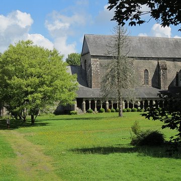 Abbaye Blanche de Mortain