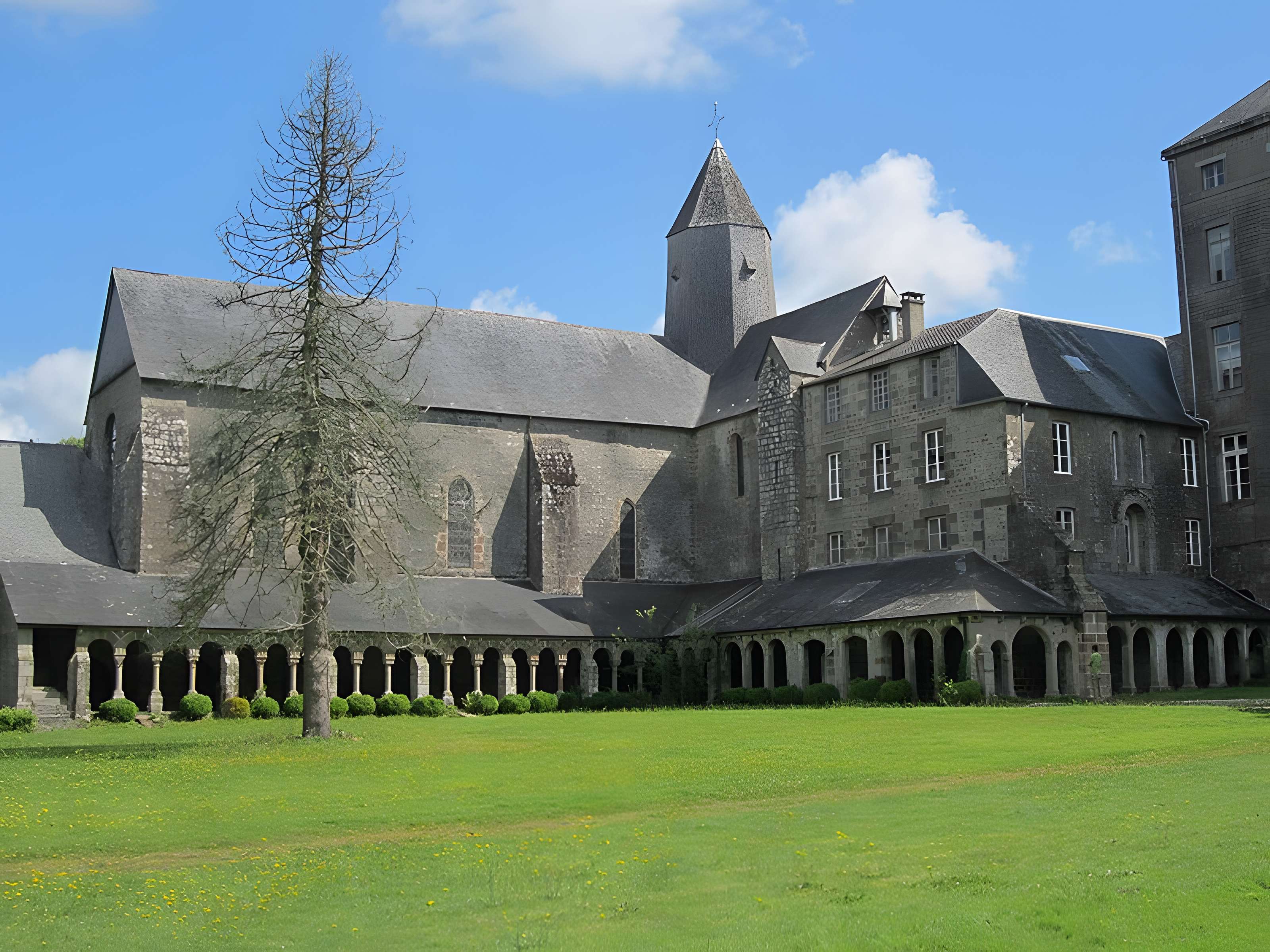 Abbaye Blanche de Mortain