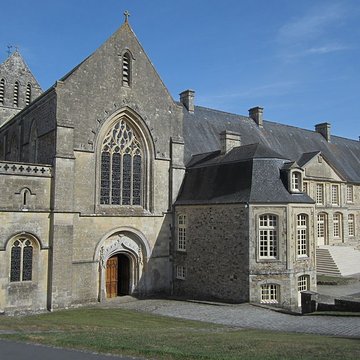 Abbaye de Saint-Sauveur-le-Vicomte