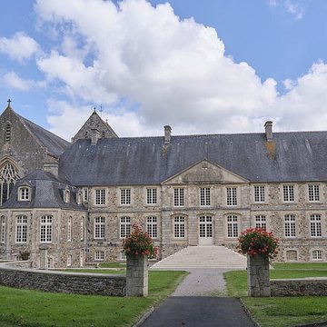 Abbaye de Saint-Sauveur-le-Vicomte