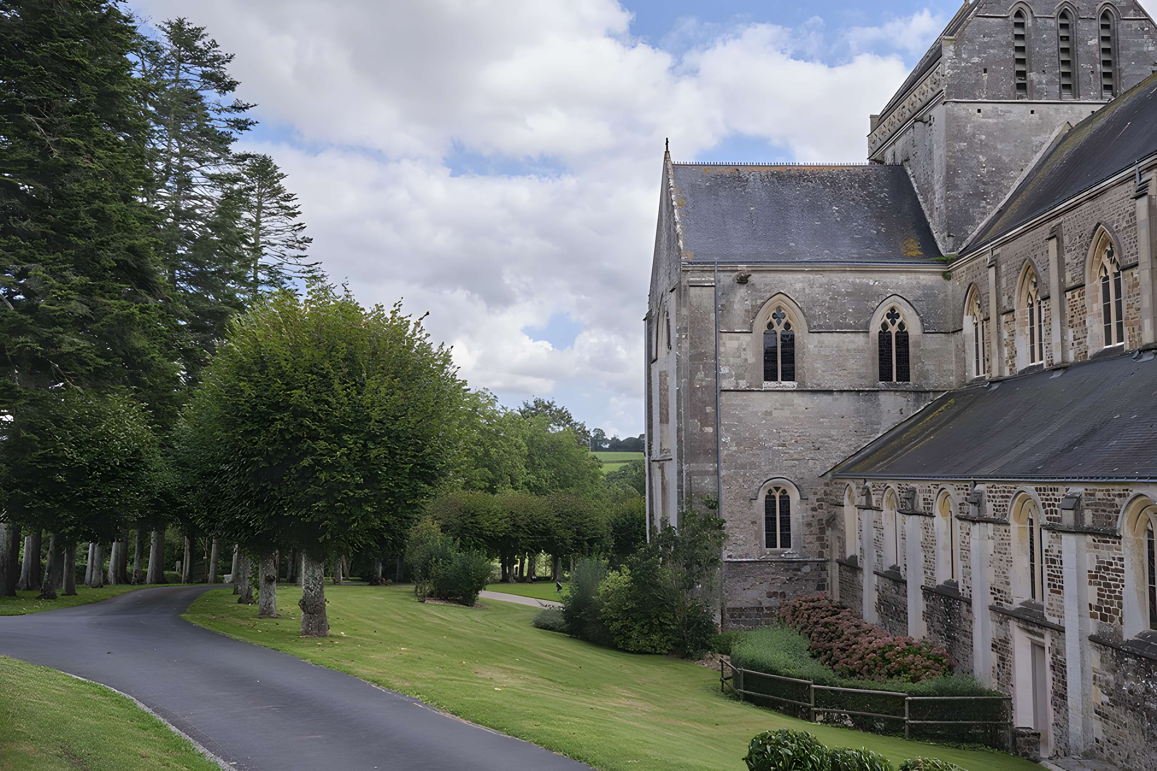 Abbaye de Saint-Sauveur-le-Vicomte