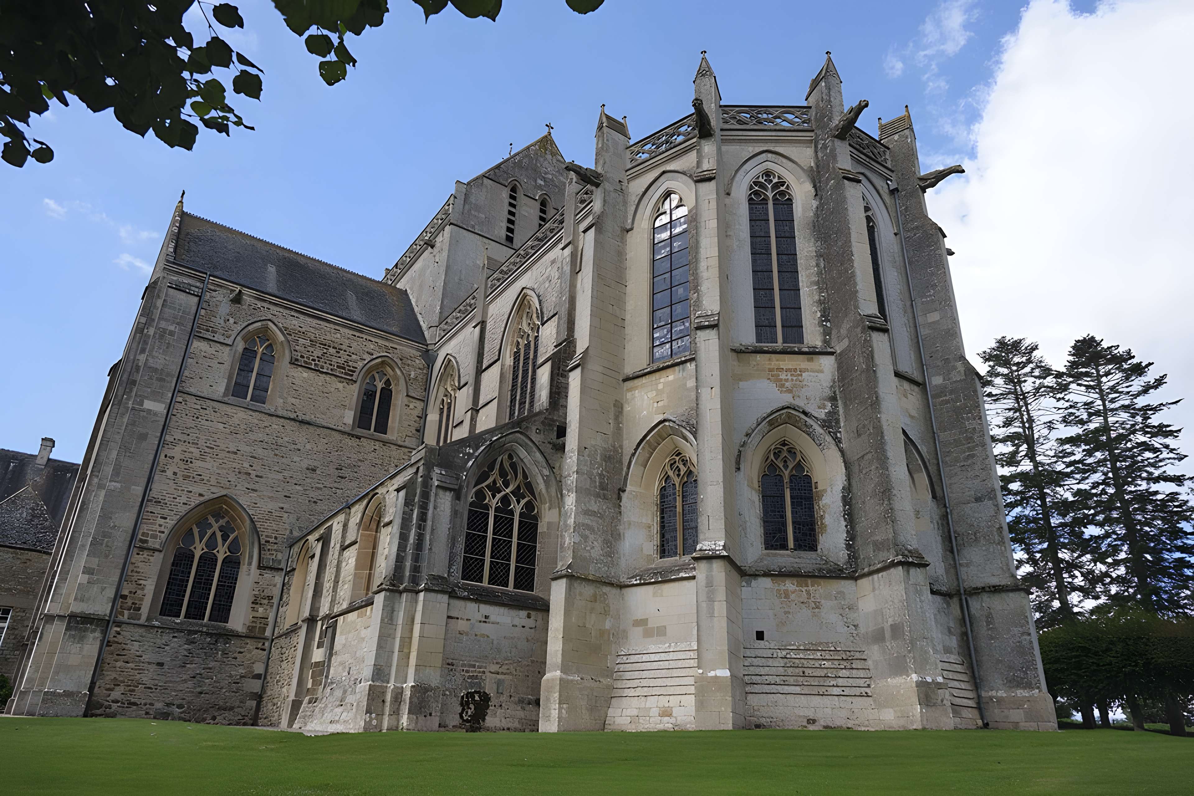 Abbaye de Saint-Sauveur-le-Vicomte