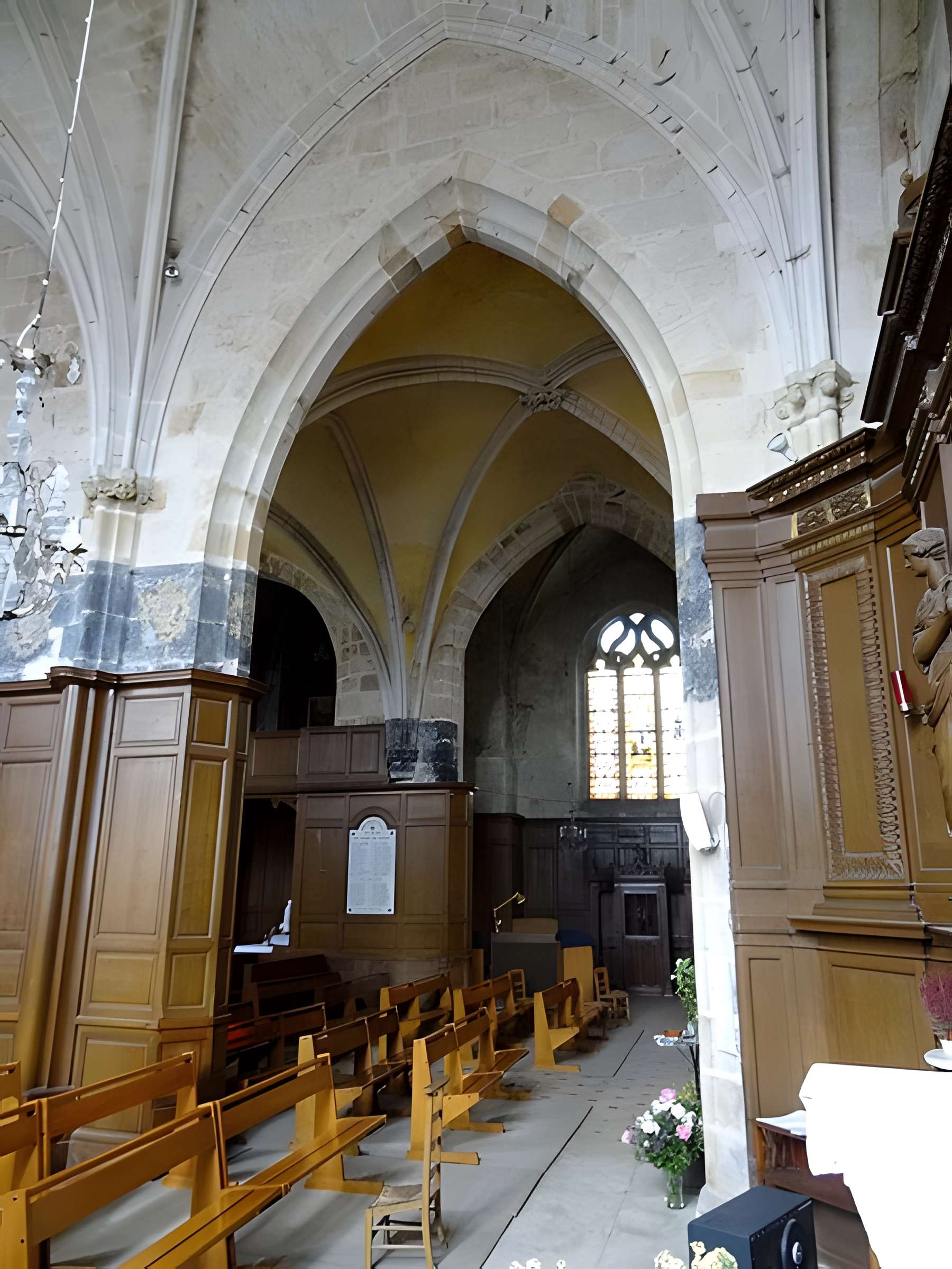 Église Saint-Didier de Bruyères-le-Châtel