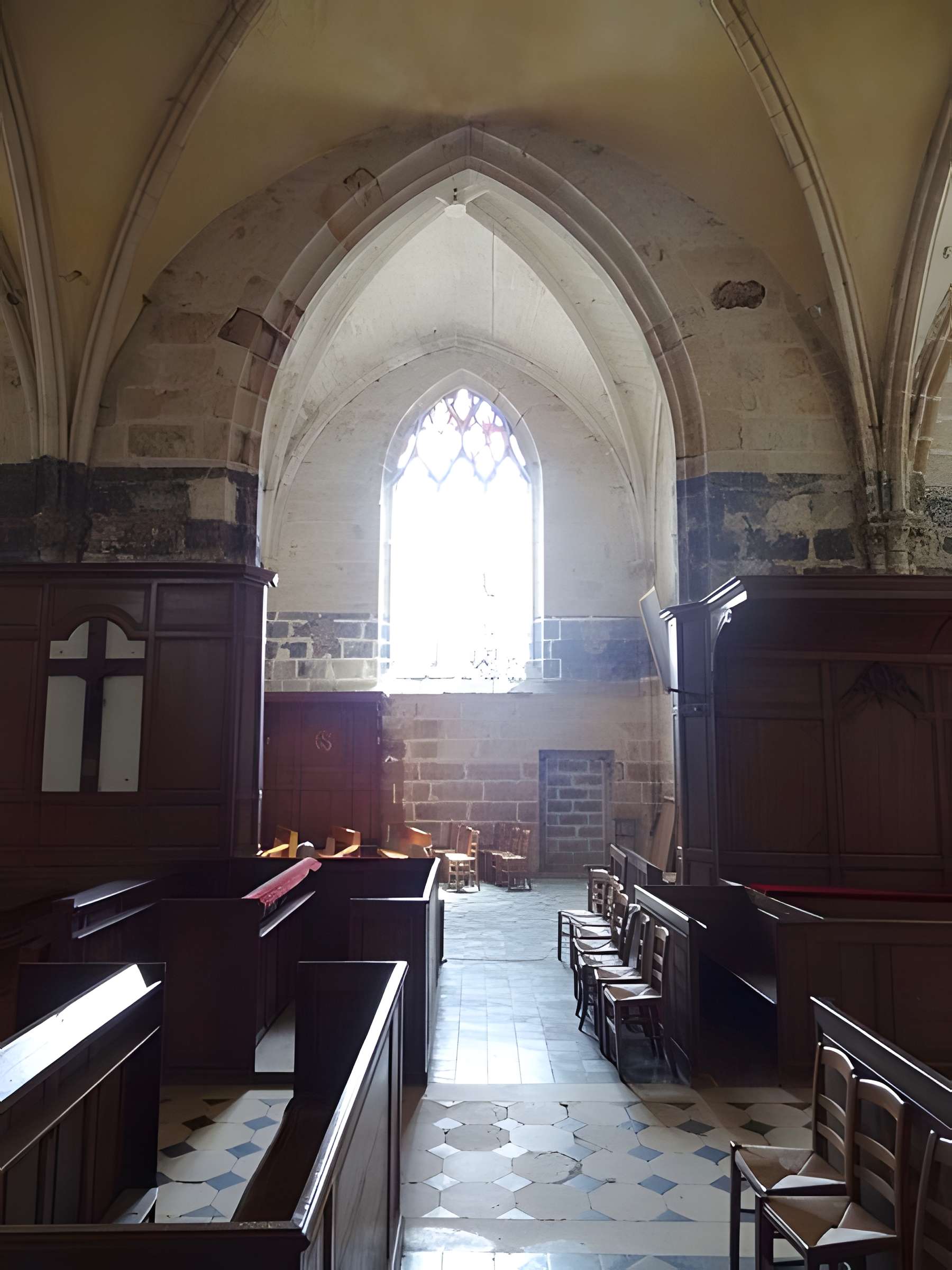 Église Saint-Didier de Bruyères-le-Châtel