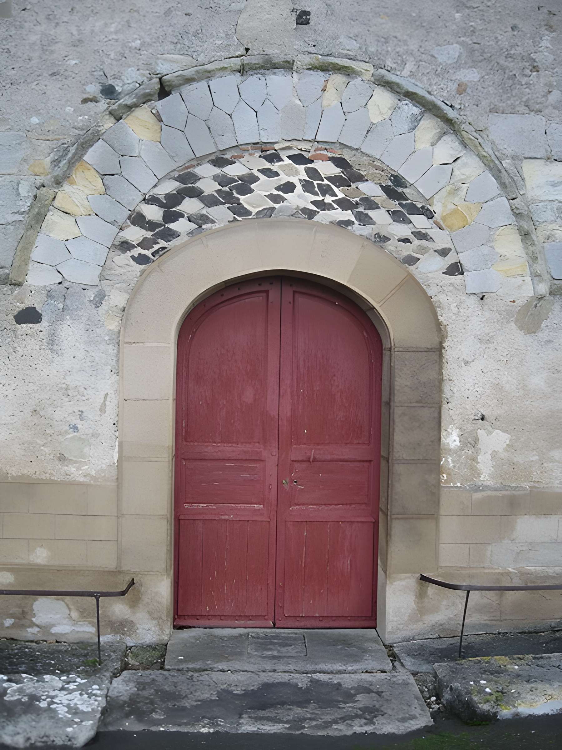 Église Saint-Domnin de Saint-Denis-Combarnazat