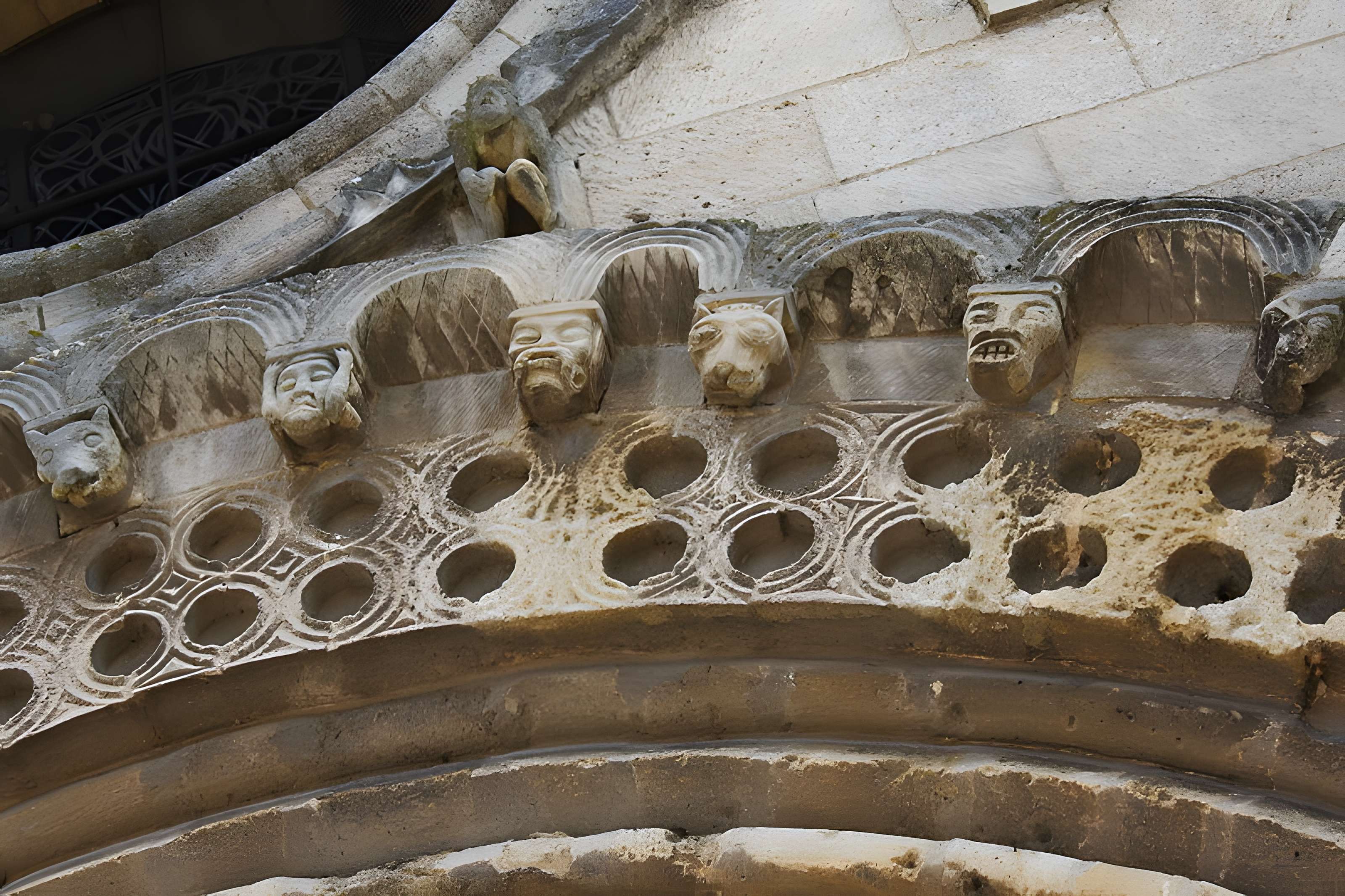 Église Sainte-Anne de Gassicourt