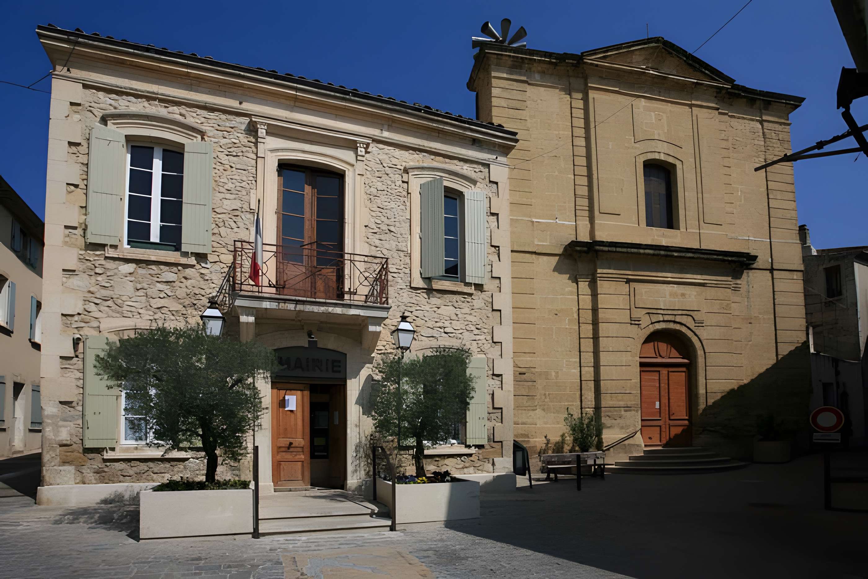 Église Sainte-Anne de Mérindol 