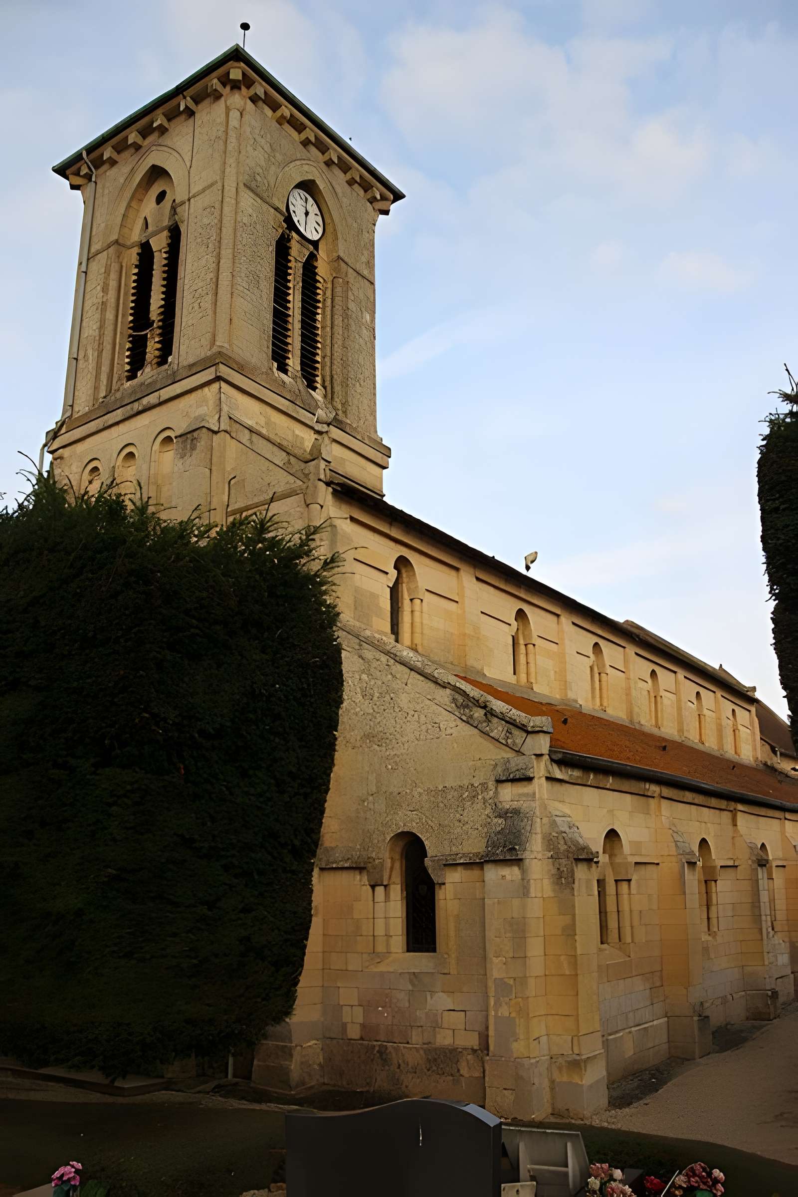 Église Sainte-Anne de Moult