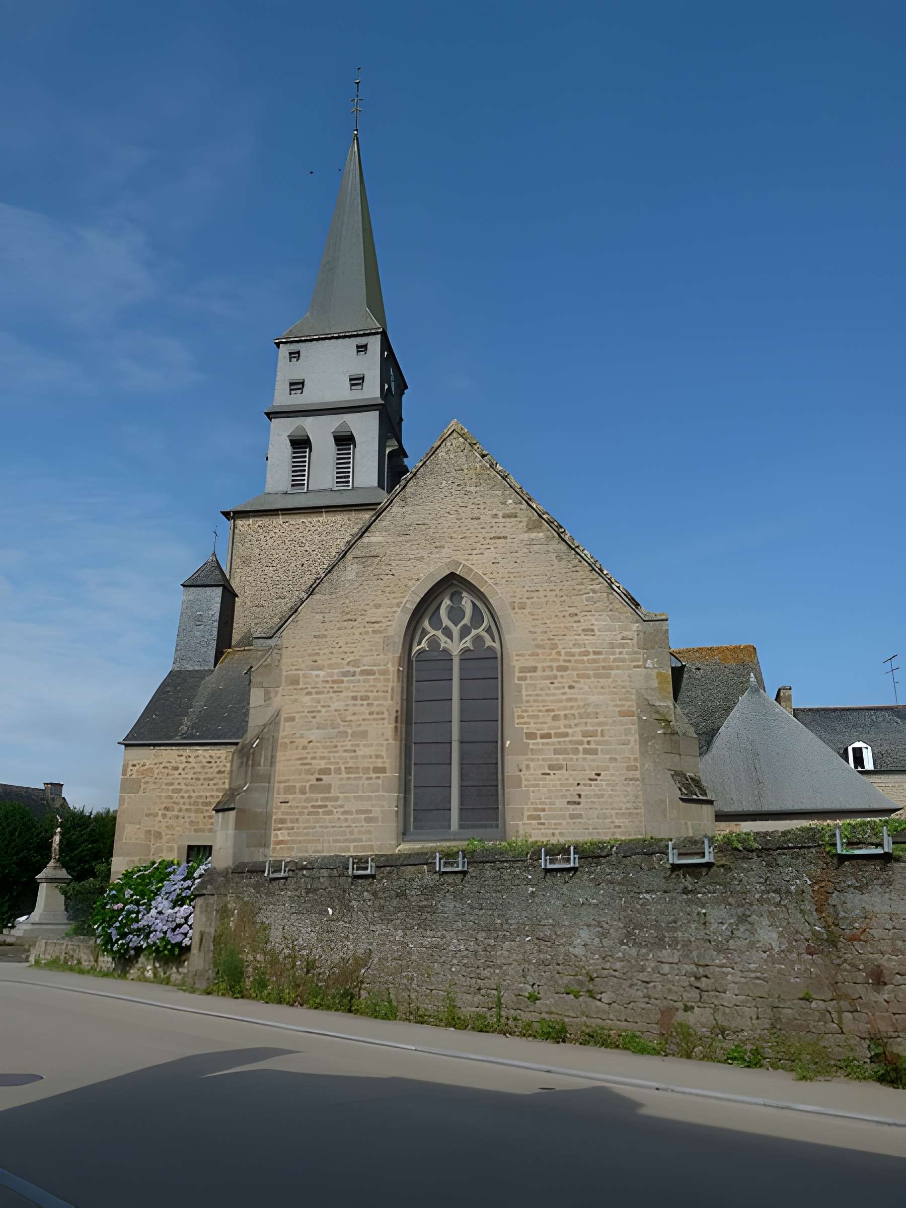 Église Sainte-Anne de Romagné