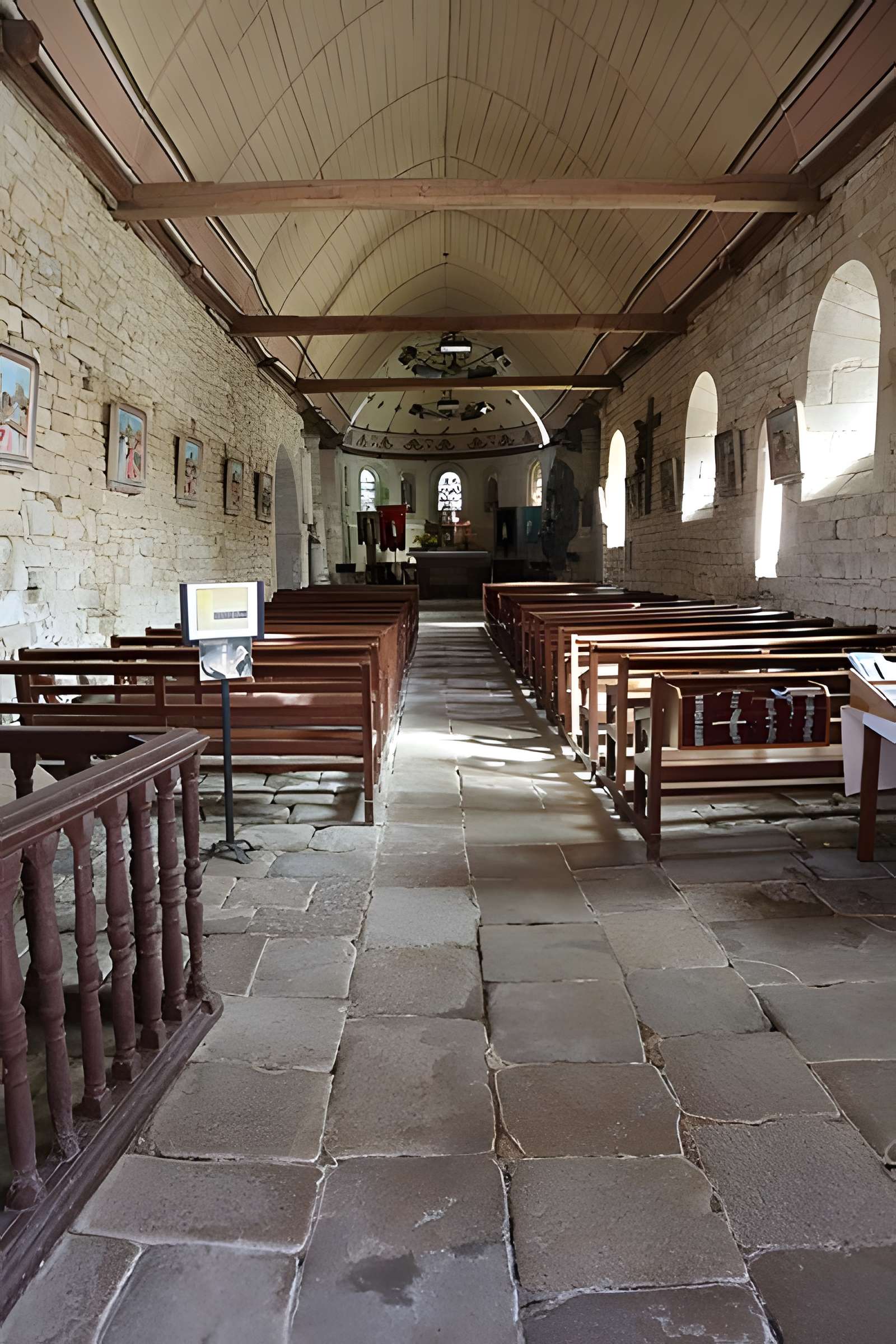 Eglise Saint-Jean-Baptiste, dite aussi Sainte-Anne