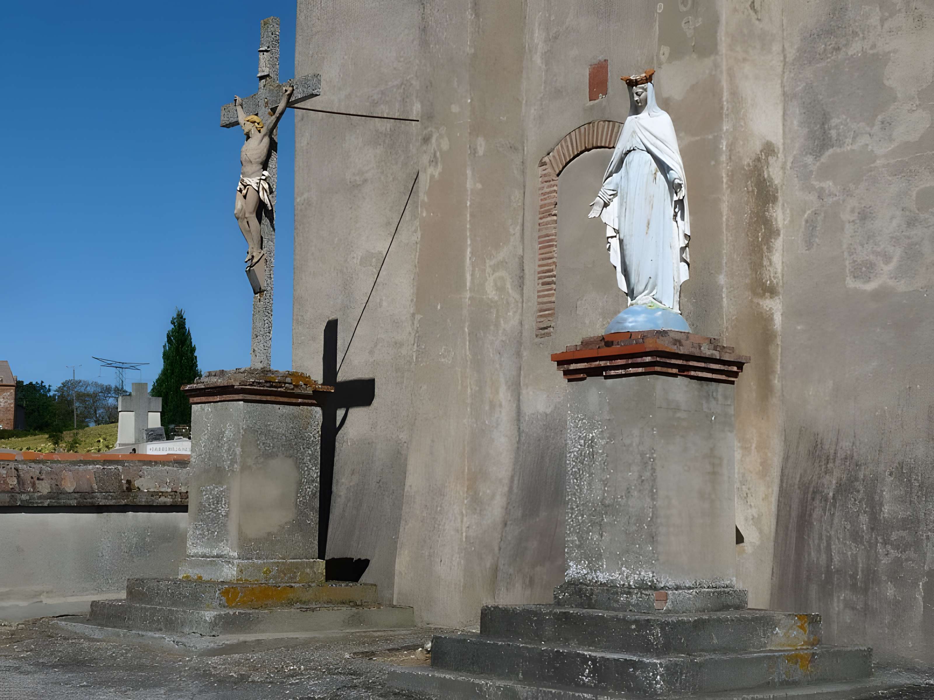 Église Sainte-Apollonie d'Aurin