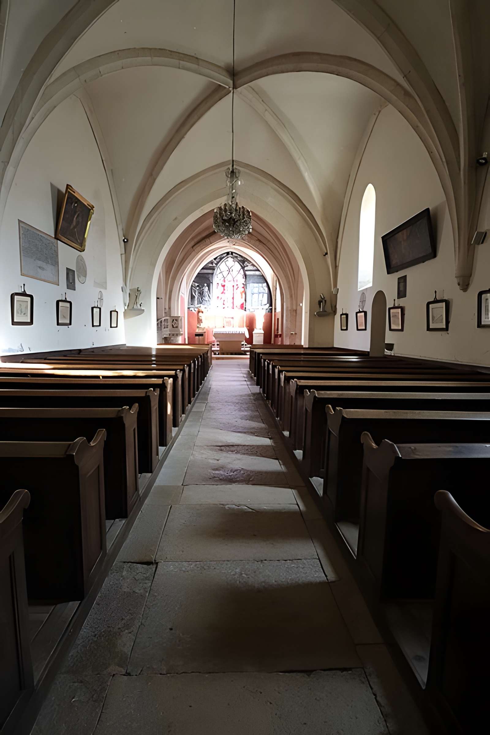 Église Sainte-Barbe-et-Saint-Sébastien de Chambolle-Musigny