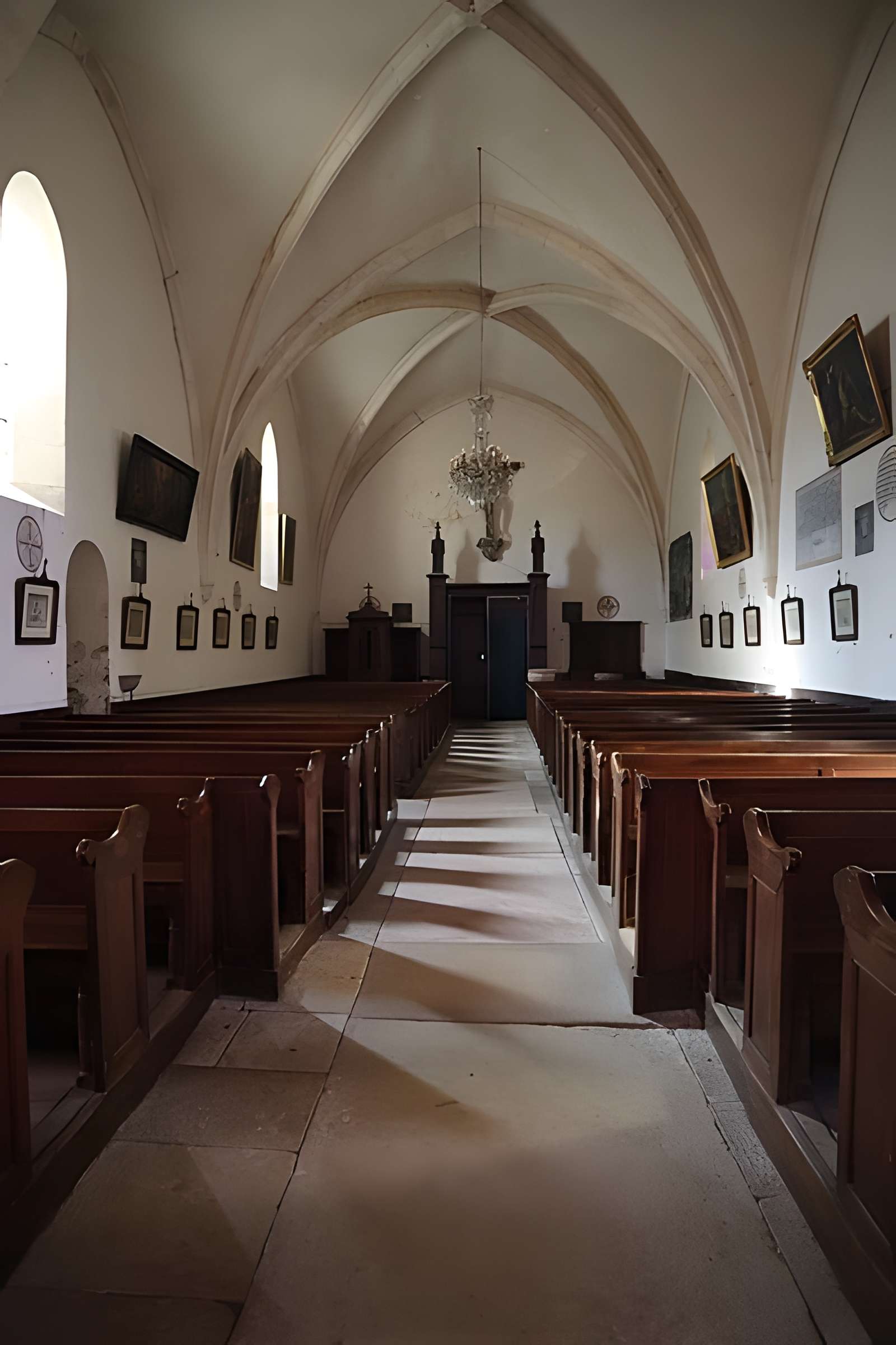 Église Sainte-Barbe-et-Saint-Sébastien de Chambolle-Musigny
