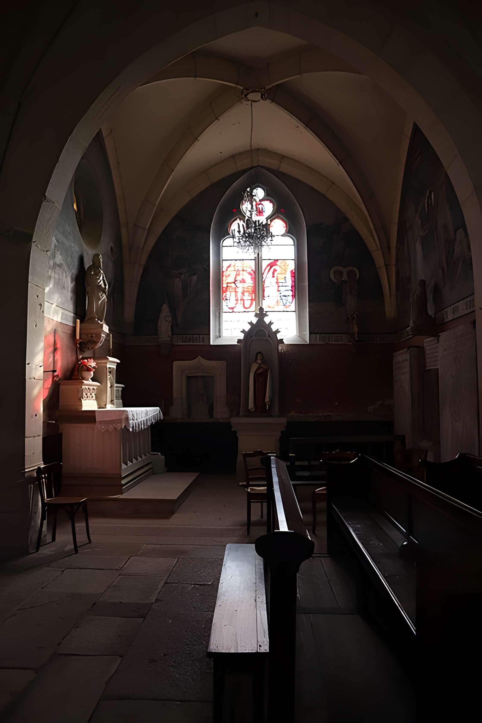 Église Sainte-Barbe-et-Saint-Sébastien de Chambolle-Musigny
