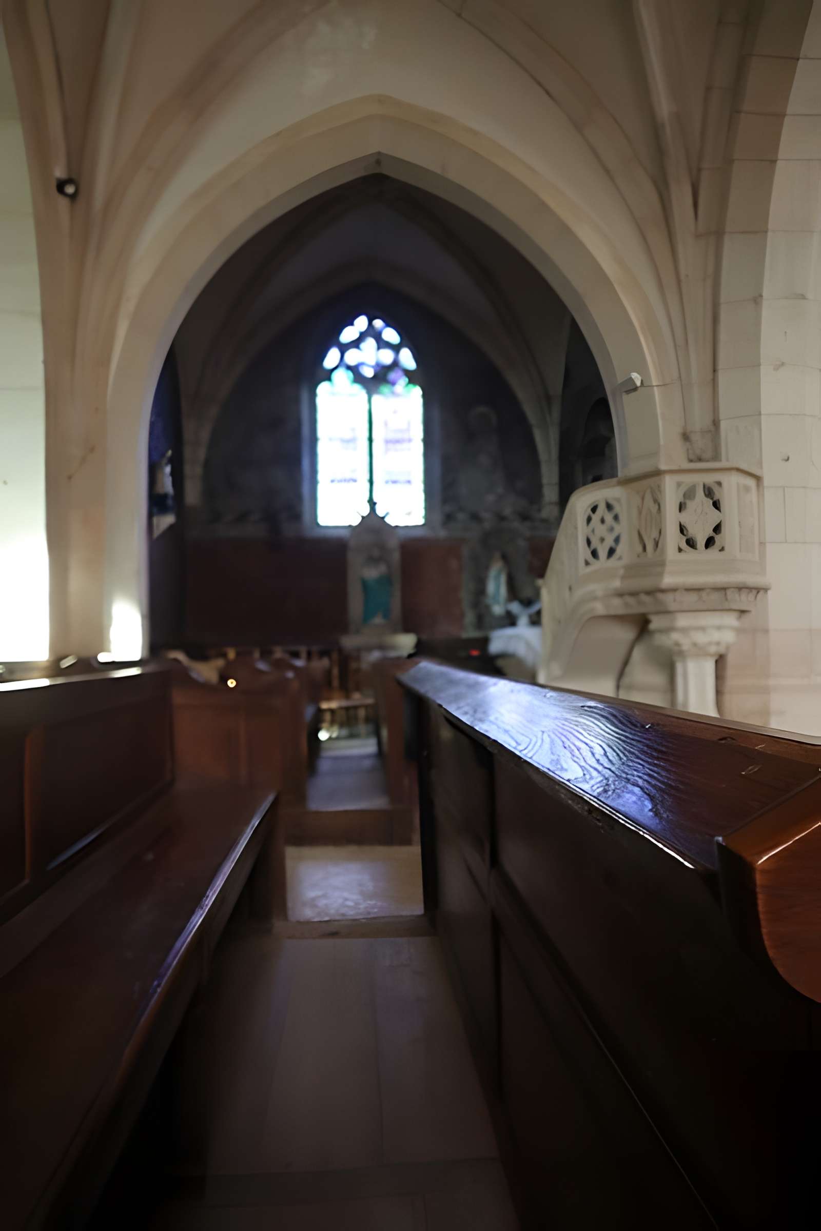Église Sainte-Barbe-et-Saint-Sébastien de Chambolle-Musigny