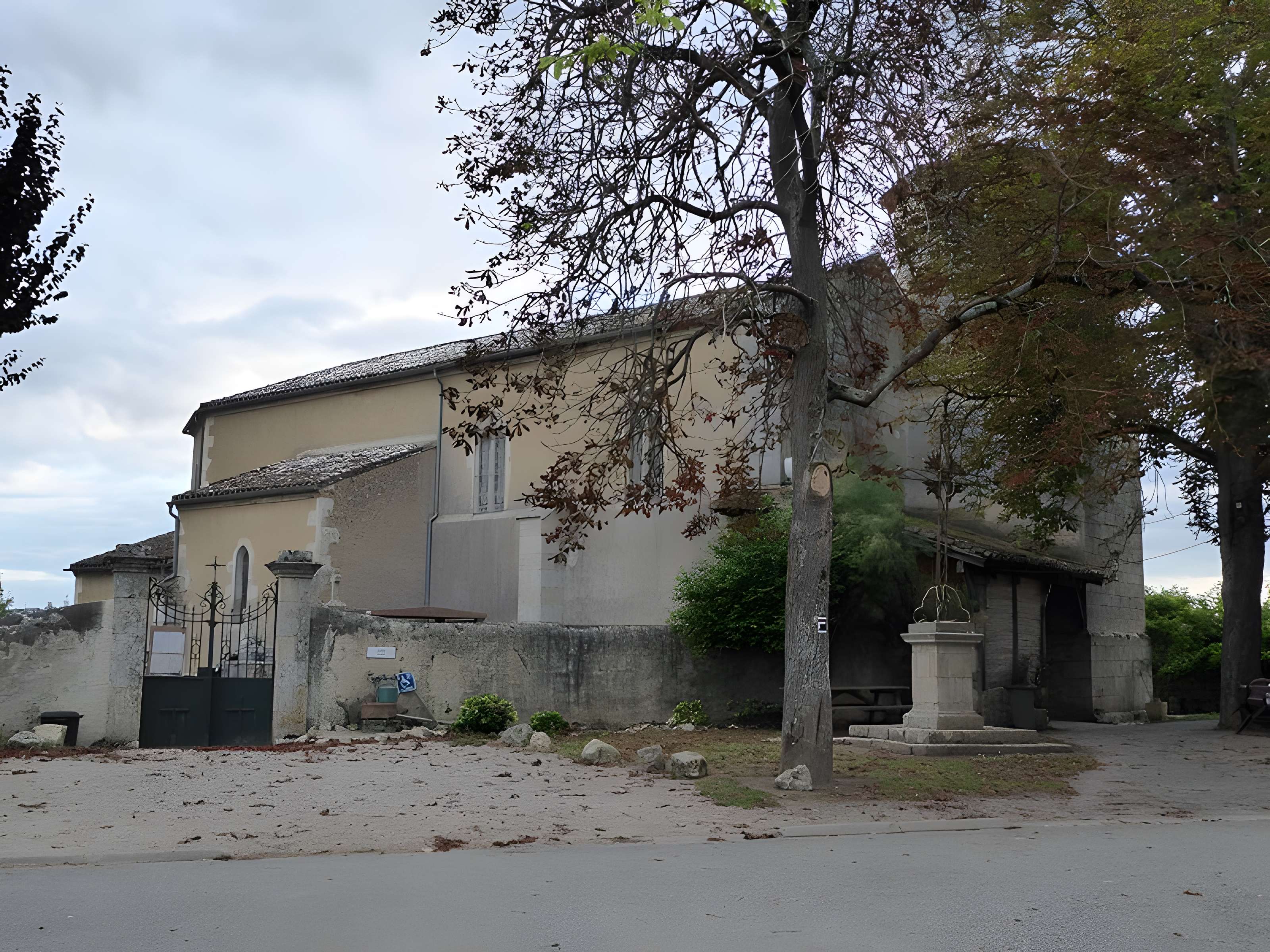 Église Sainte-Blandine de Castet-Arrouy