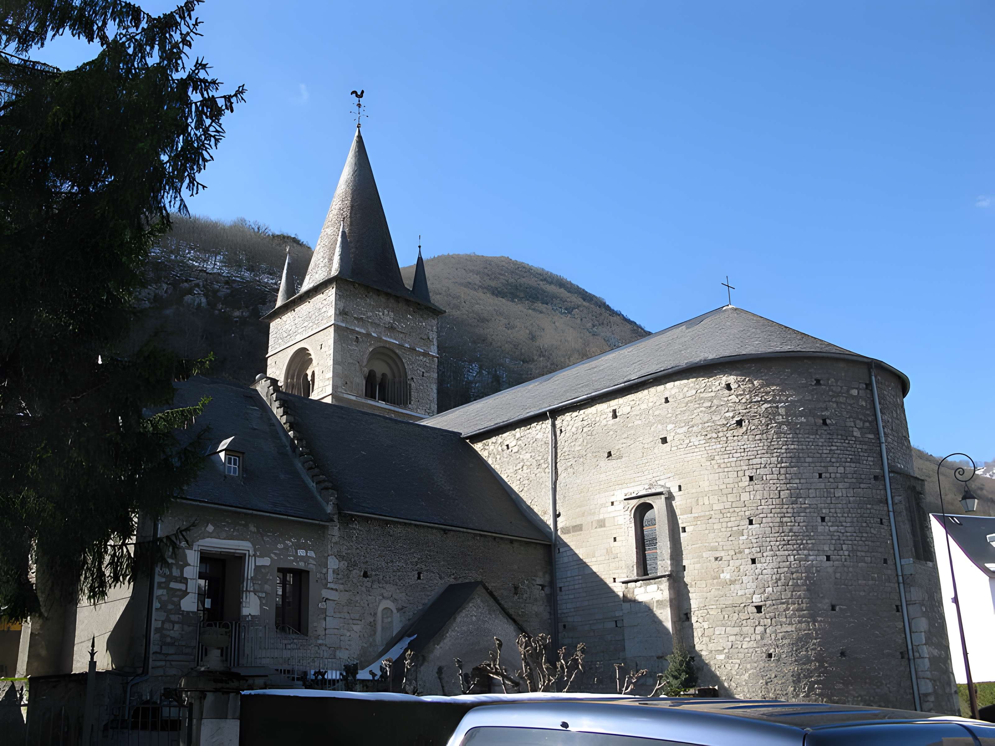 Église Saint-Ebons de Sarrancolin