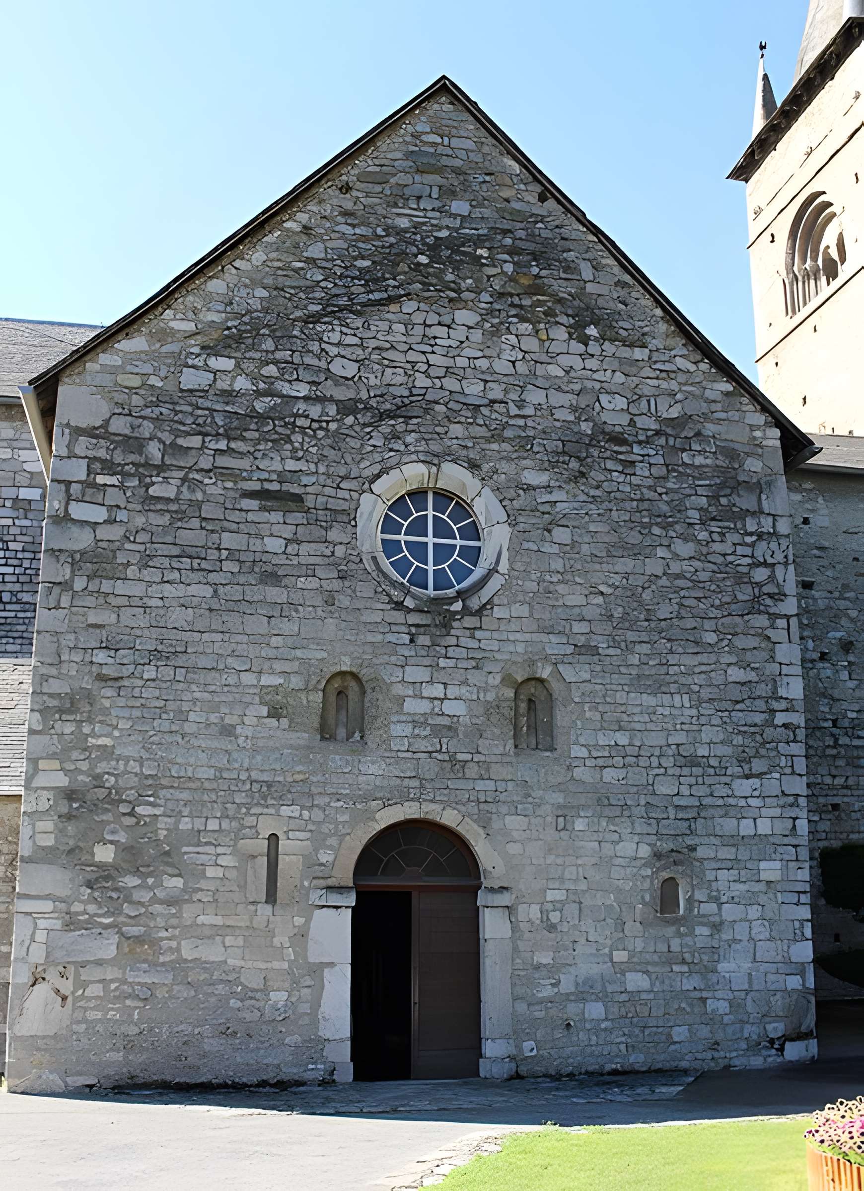 Église Saint-Ebons de Sarrancolin