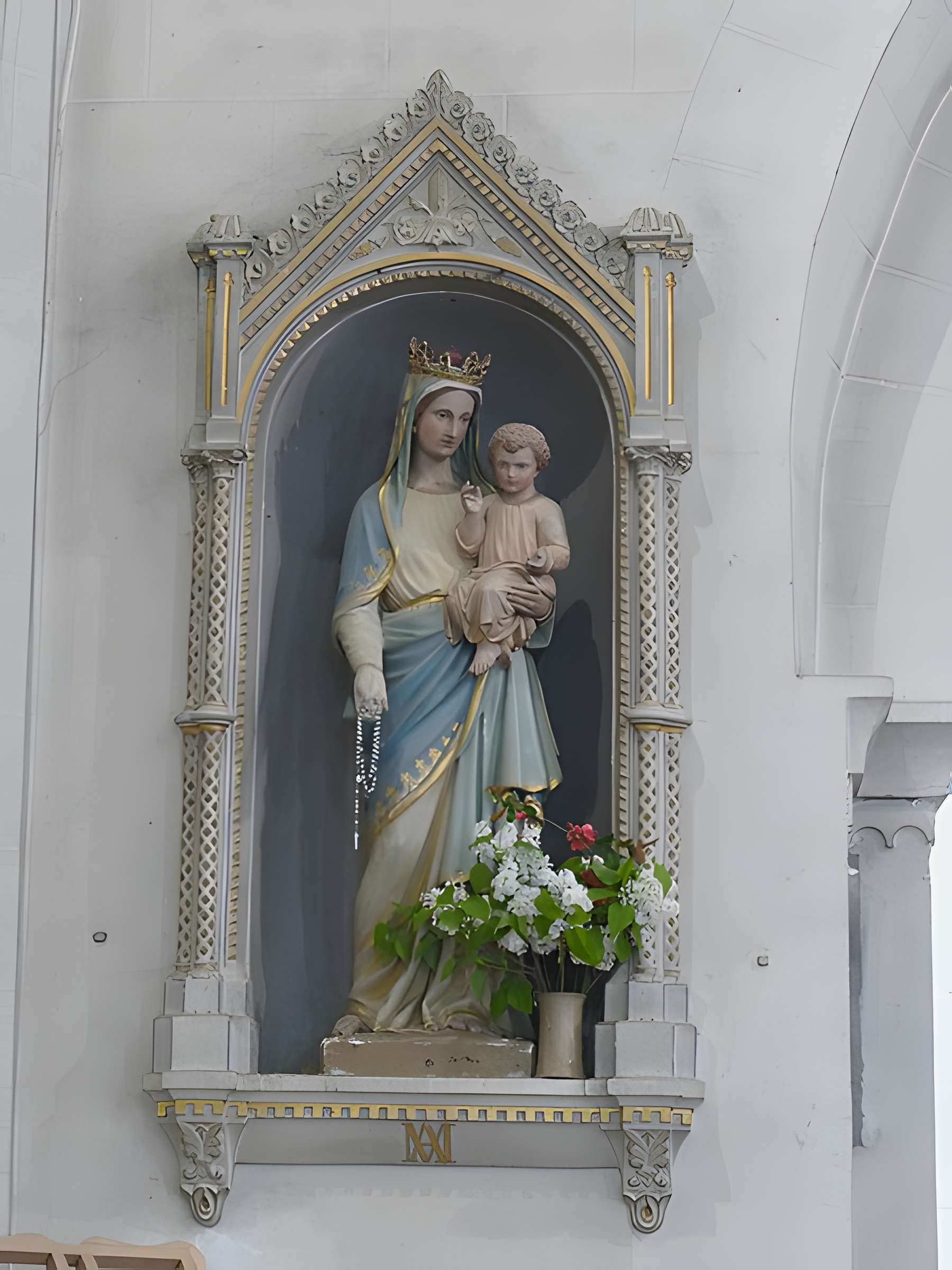Église Sainte-Brigide d'Yèvre-la-Ville