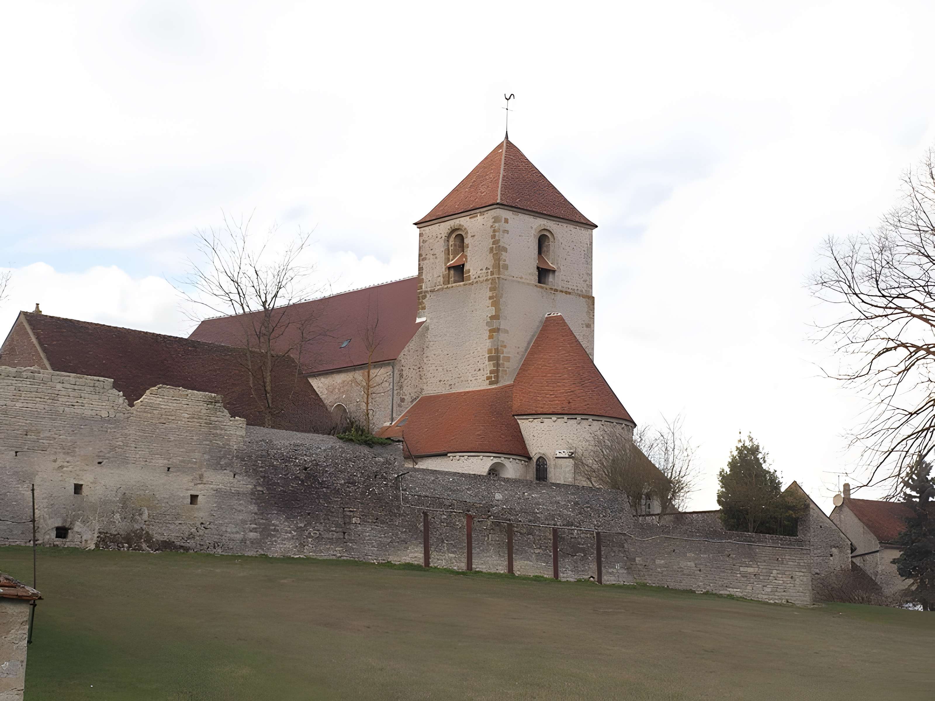 Église Sainte-Brigide d'Yèvre-la-Ville