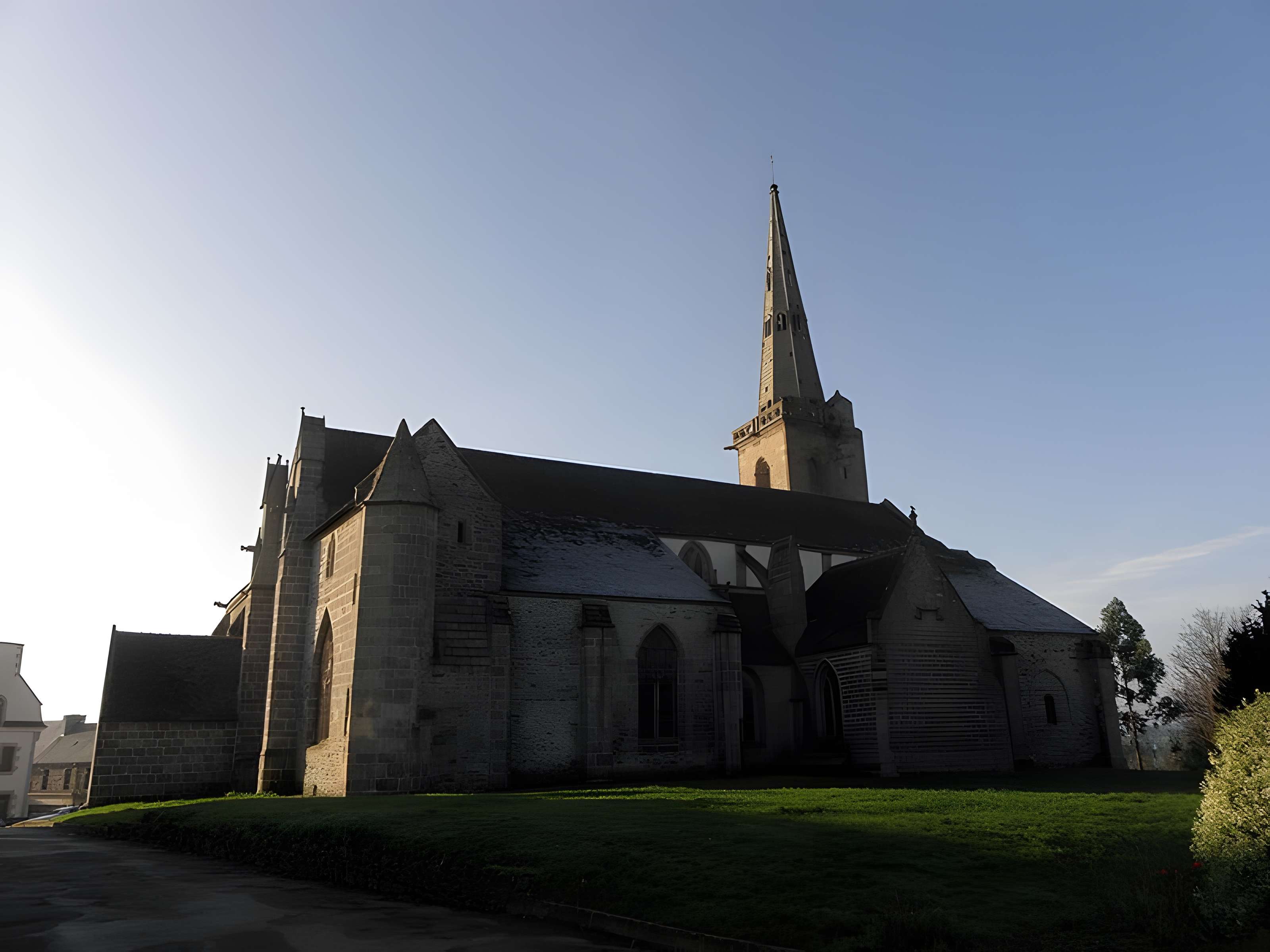 Église Sainte-Catherine de La Roche-Derrien 