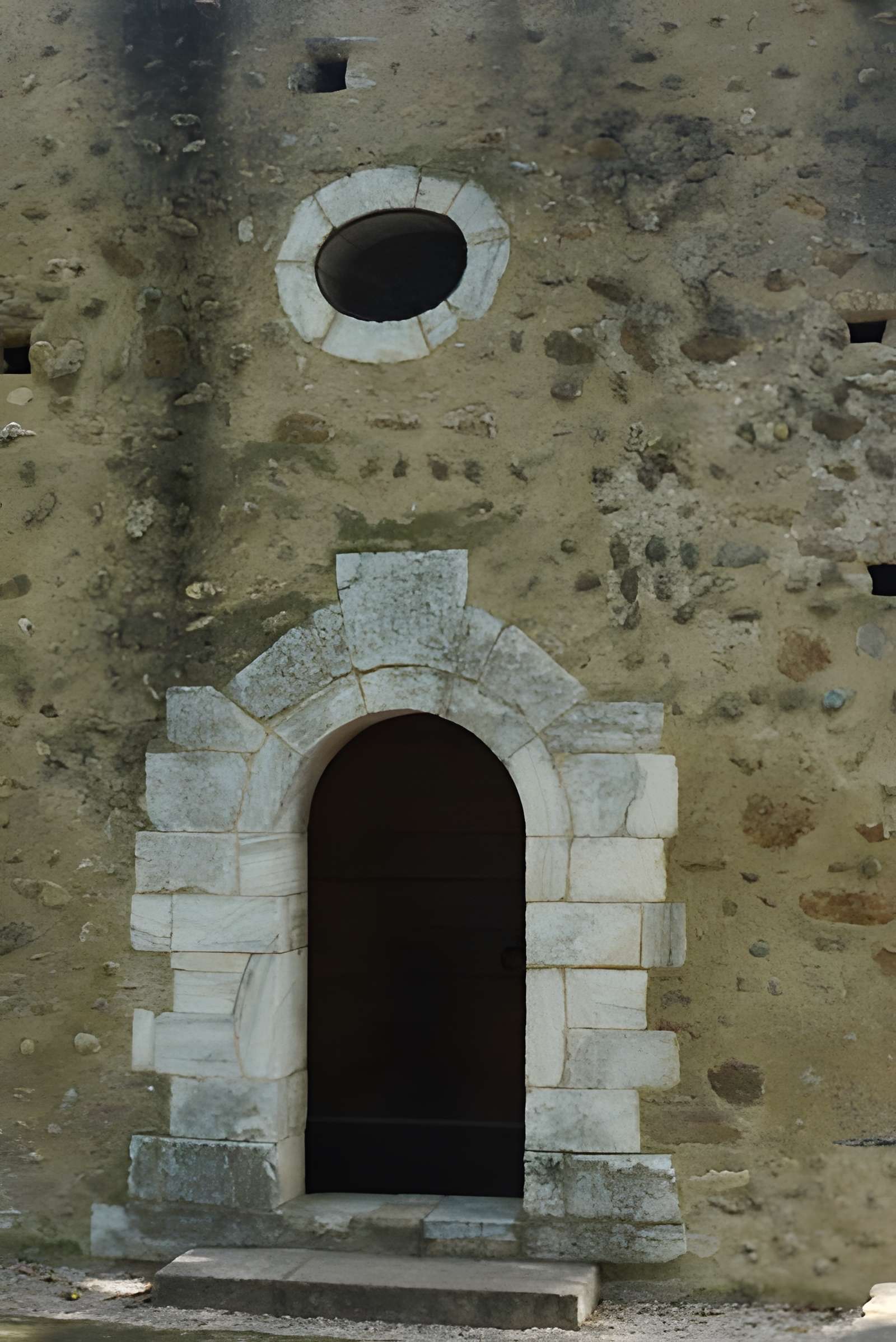 Église Sainte-Colombe de Cabanes