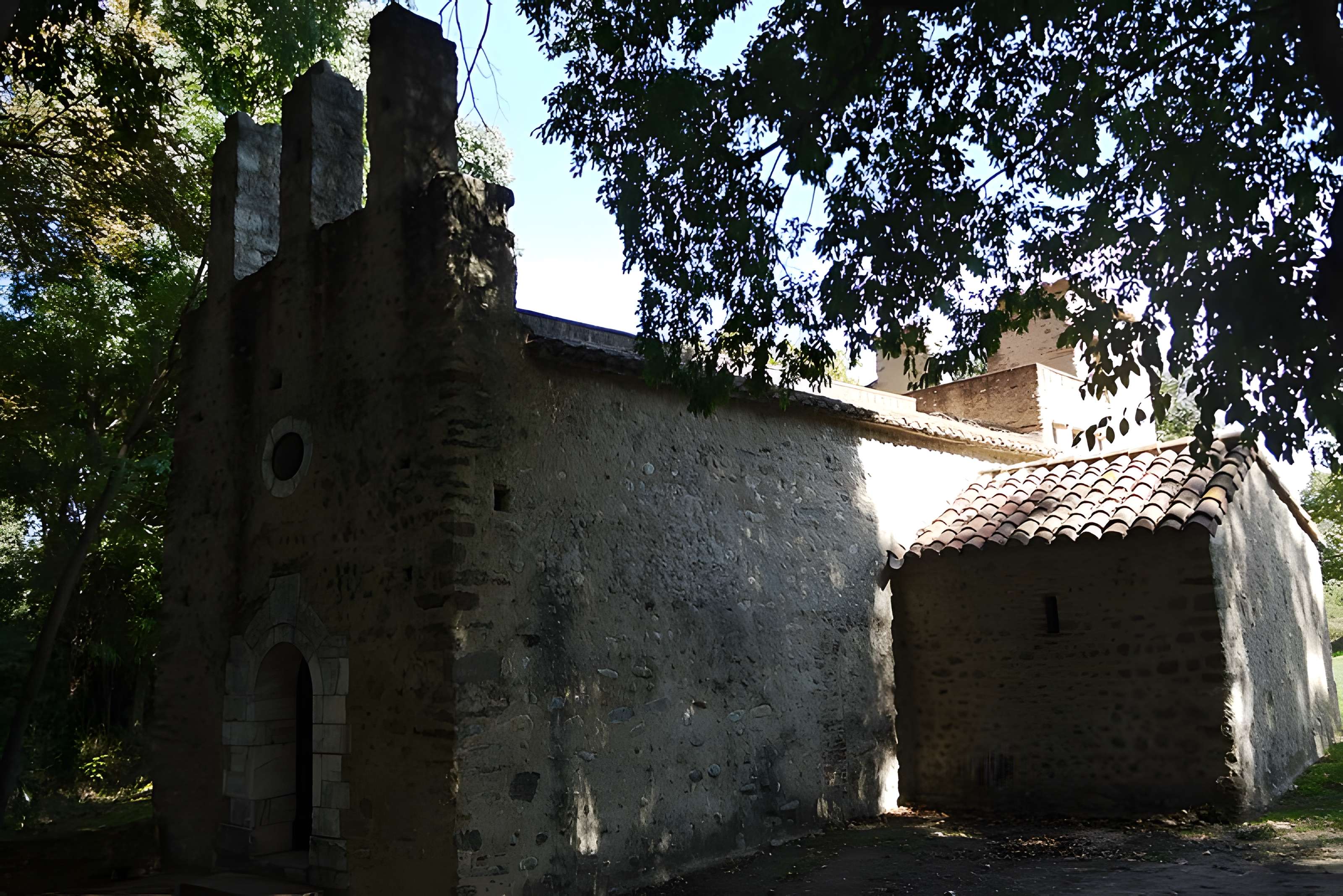 Église Sainte-Colombe de Cabanes