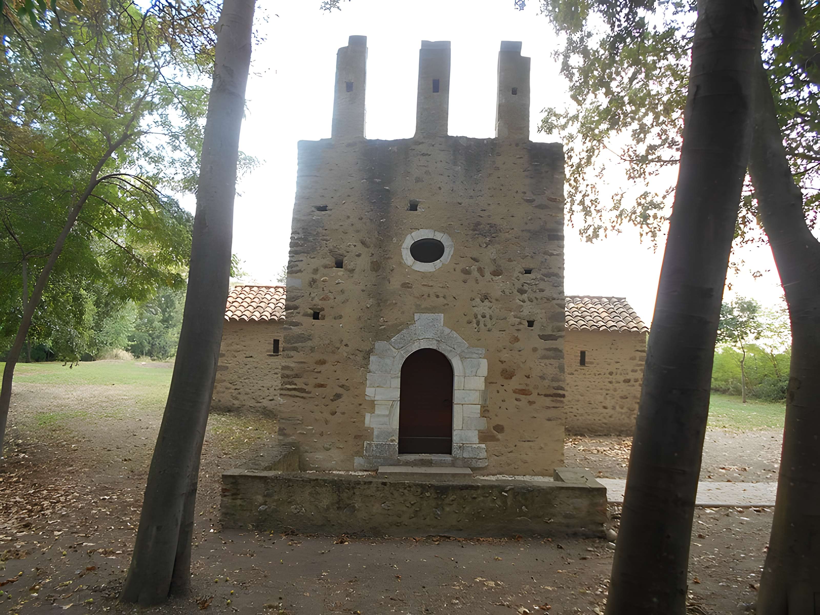 Église Sainte-Colombe de Cabanes