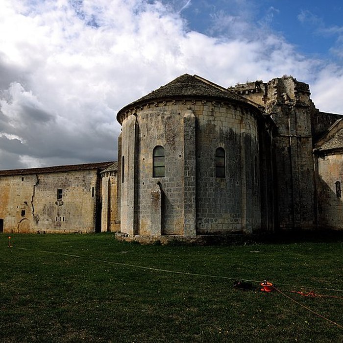 Photo de Prieuré ou Abbaye de Trizay en Charente-Maritime