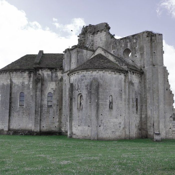 Photo de Prieuré ou Abbaye de Trizay en Charente-Maritime