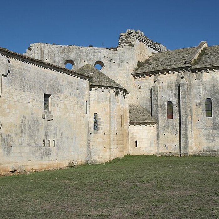 Photo de Prieuré ou Abbaye de Trizay en Charente-Maritime