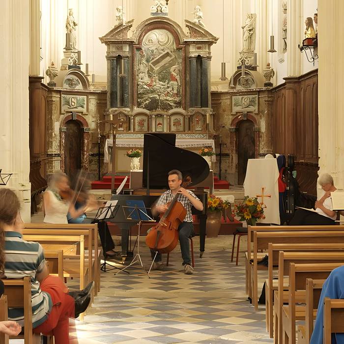 Photo de Église Sainte-Colombe de Sainte-Colombe-sur-Loing