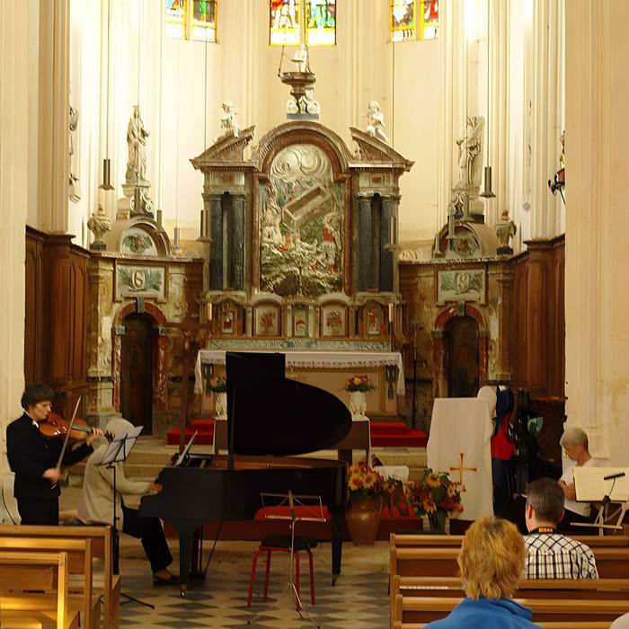 Photo de Église Sainte-Colombe de Sainte-Colombe-sur-Loing