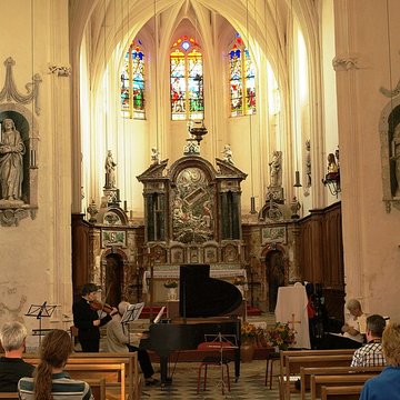Église Sainte-Colombe de Sainte-Colombe-sur-Loing