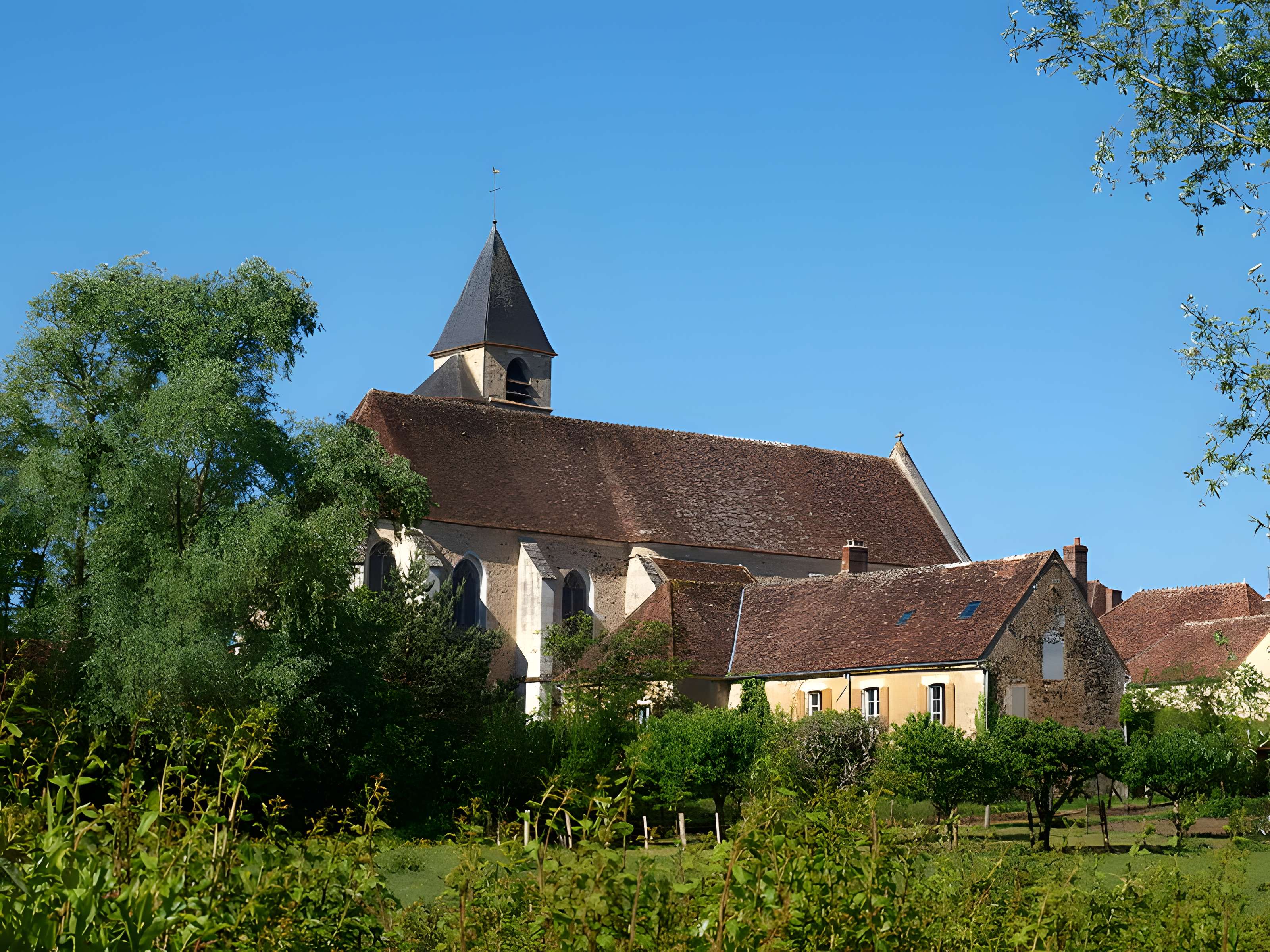 Église Sainte-Colombe de Sainte-Colombe-sur-Loing